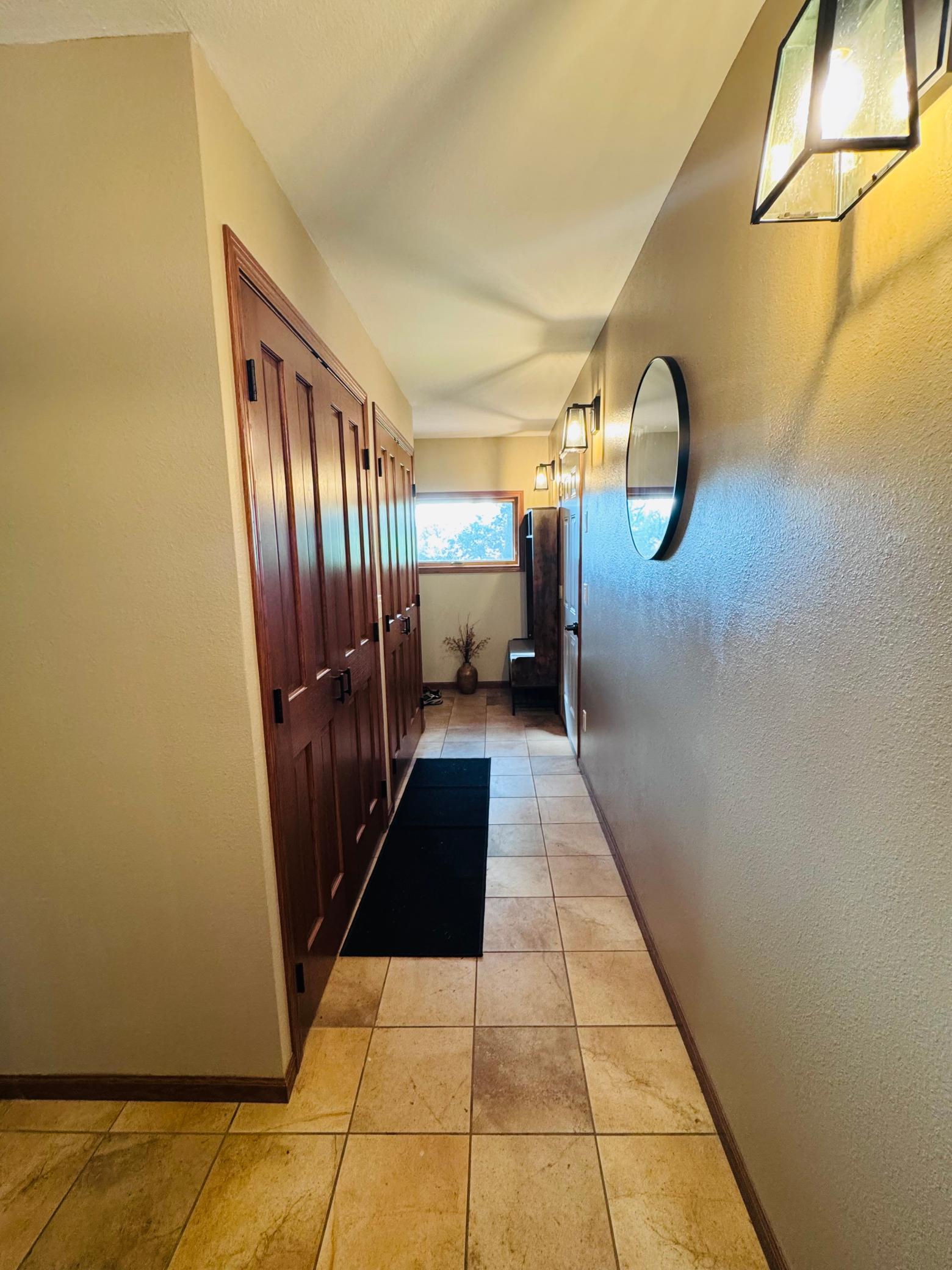 1979 single family home for sale at 128 Eastwood Drive in Thief River Falls, MN — 3 bed, 2 bath (photo 19 of 62)