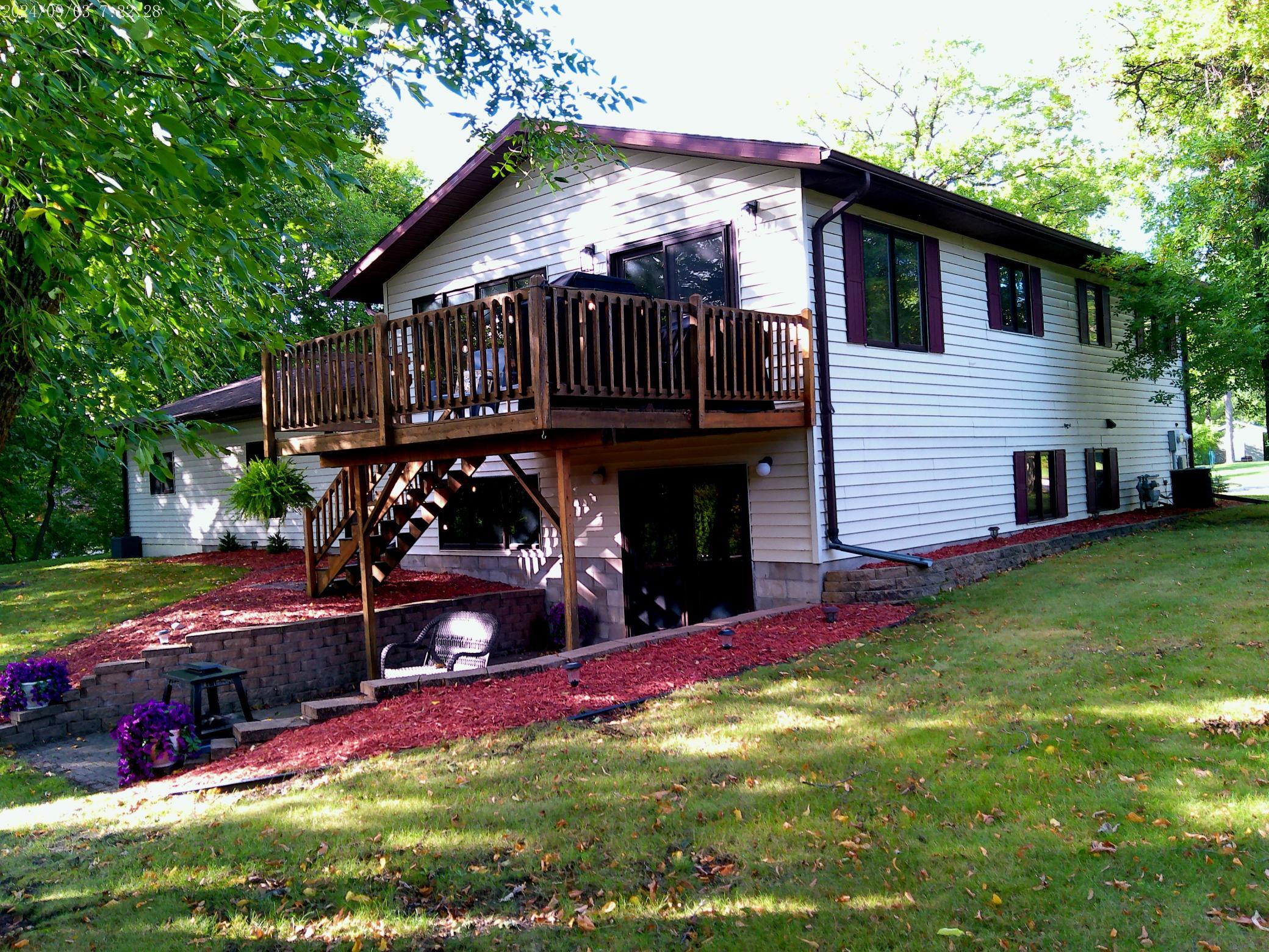 1979 single family home for sale at 128 Eastwood Drive in Thief River Falls, MN — 3 bed, 2 bath (photo 44 of 62)