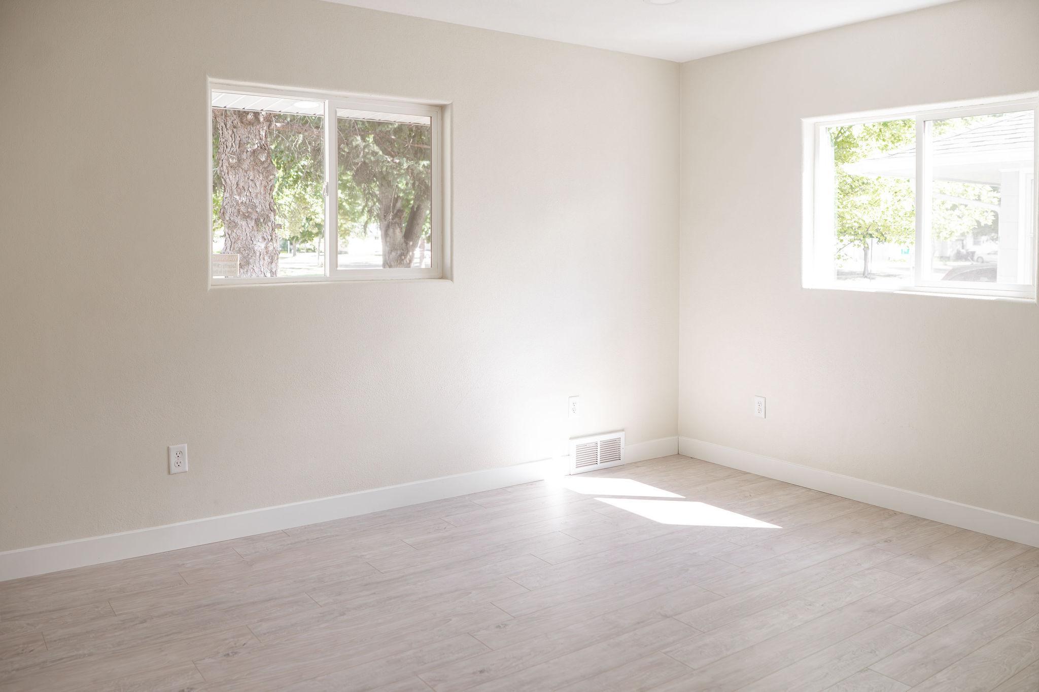 1954 single family home for sale at 705 18th Street N in Moorhead, MN — 3 bed, 2 bath (photo 21 of 45)