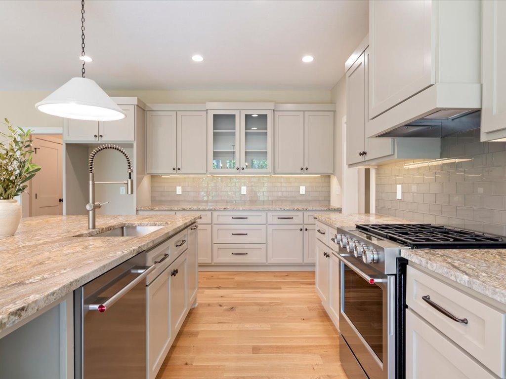 2026 single family home for sale at 29661 Percheron Drive in Breezy Point, MN — 3 bed, 2 bath (photo 11 of 39)