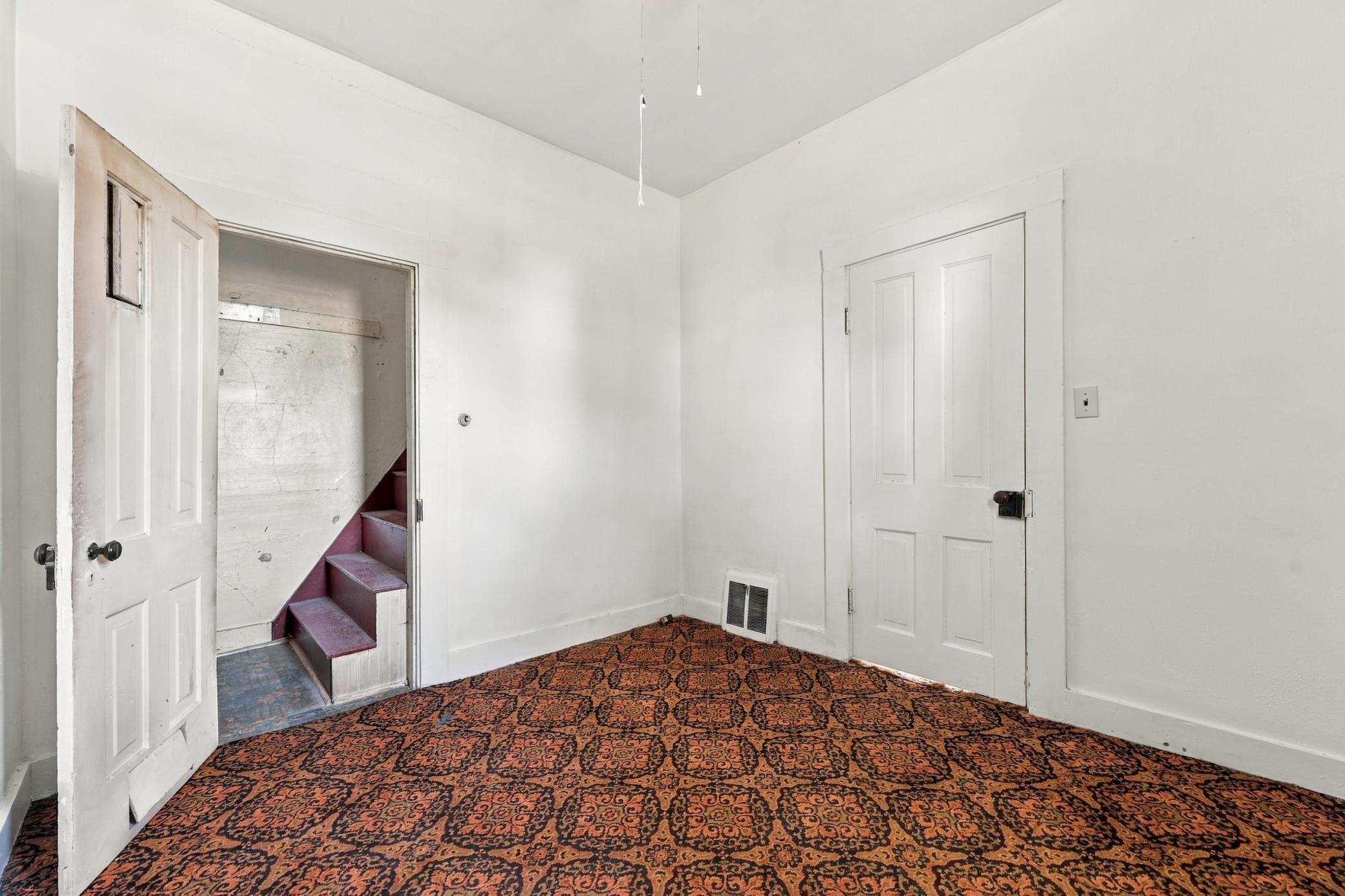 1940 single family home for sale at 212 10th Street N in Breckenridge, MN — 2 bed, 1 bath (photo 14 of 30)