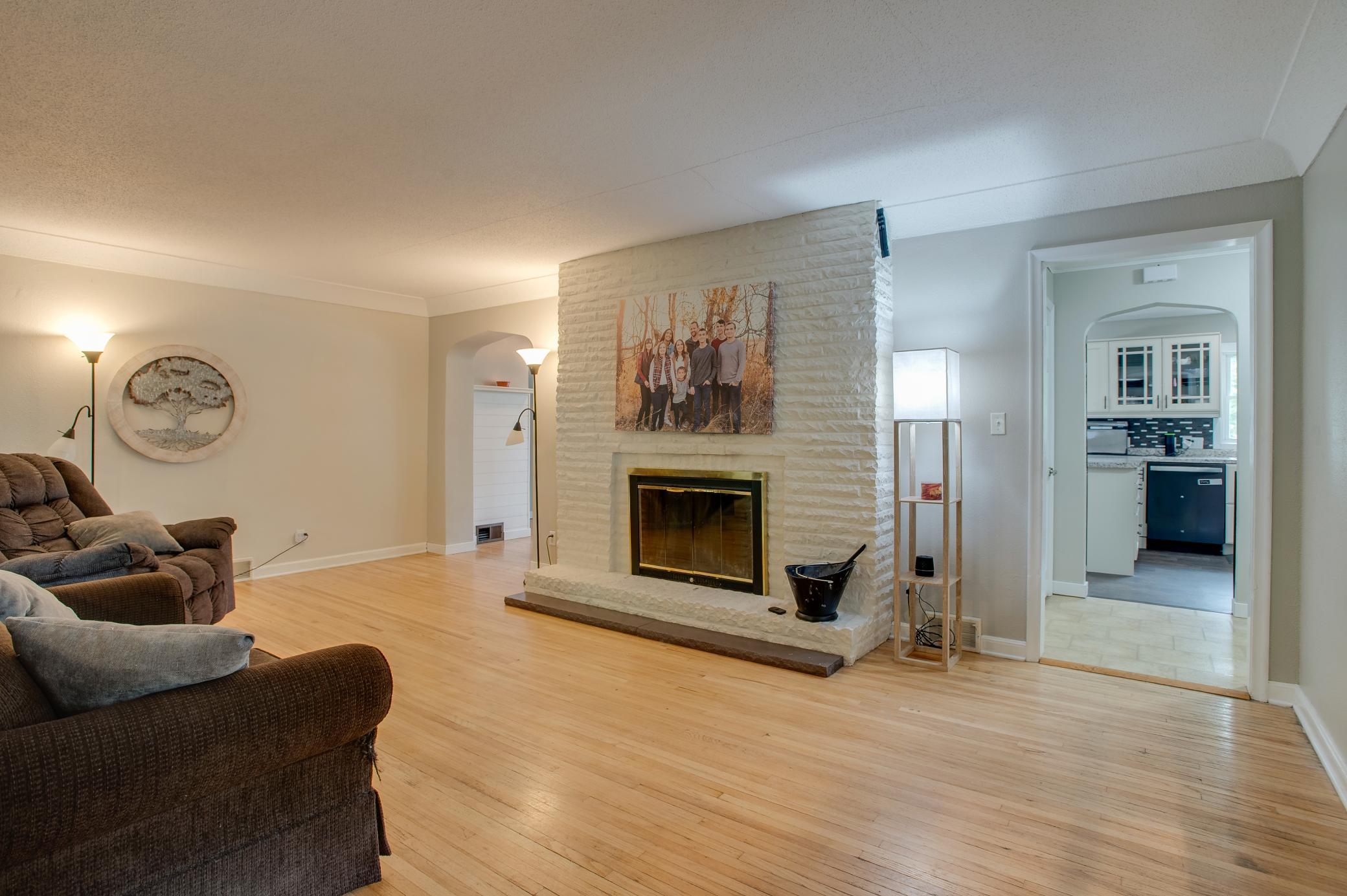1950 single family home for sale at 1100 13th Street S in Moorhead, MN — 3 bed, 2 bath (photo 17 of 57)