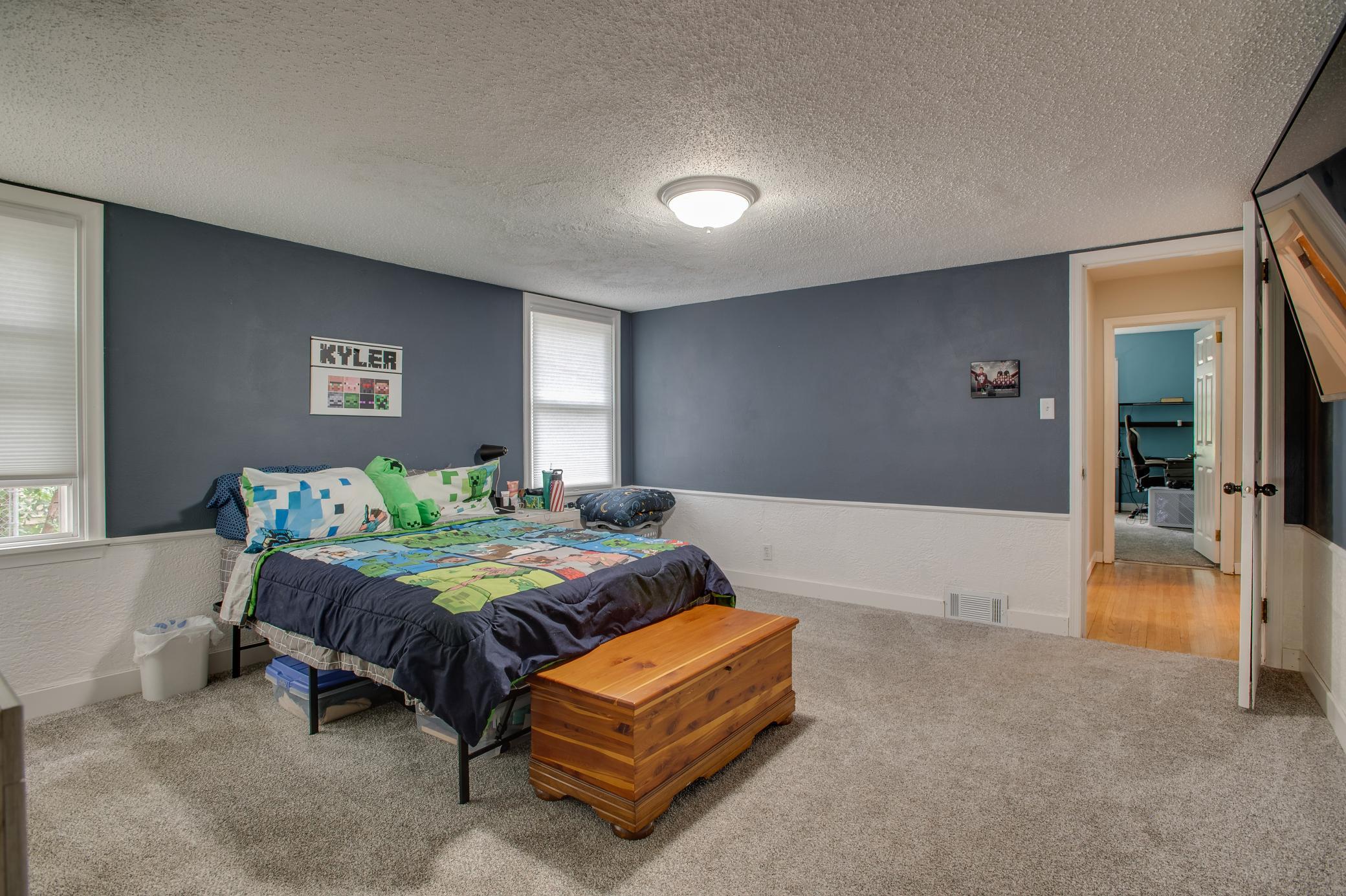 1950 single family home for sale at 1100 13th Street S in Moorhead, MN — 3 bed, 2 bath (photo 27 of 57)
