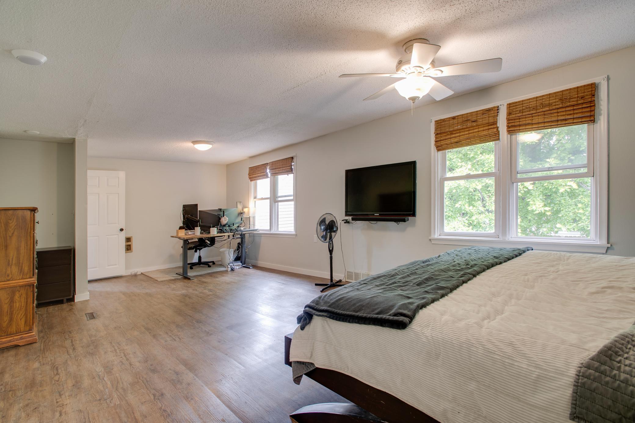 1950 single family home for sale at 1100 13th Street S in Moorhead, MN — 3 bed, 2 bath (photo 37 of 57)