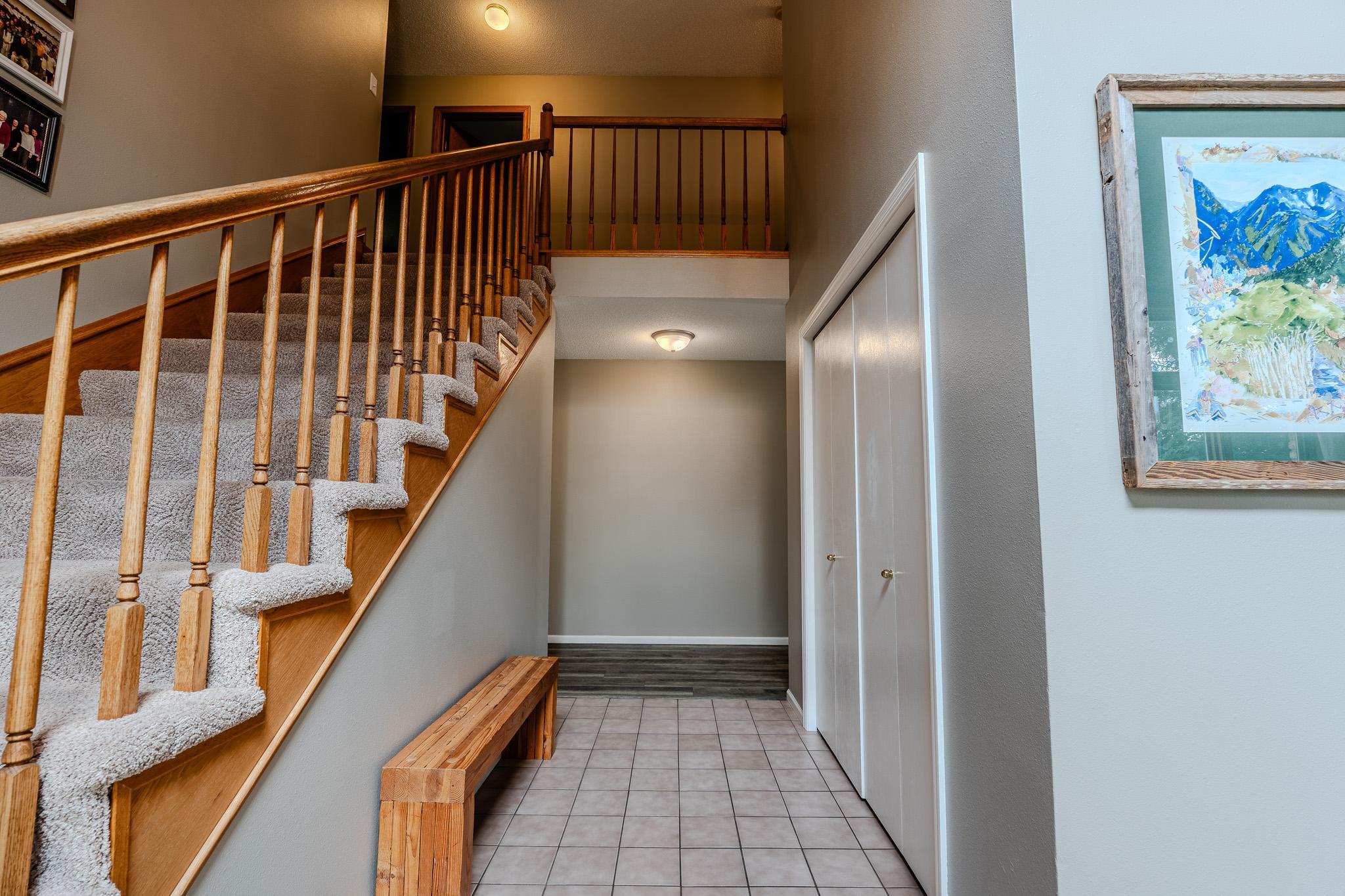 1990 single family home for sale at 1814 32nd Street S in Moorhead, MN — 6 bed, 4 bath (photo 16 of 71)