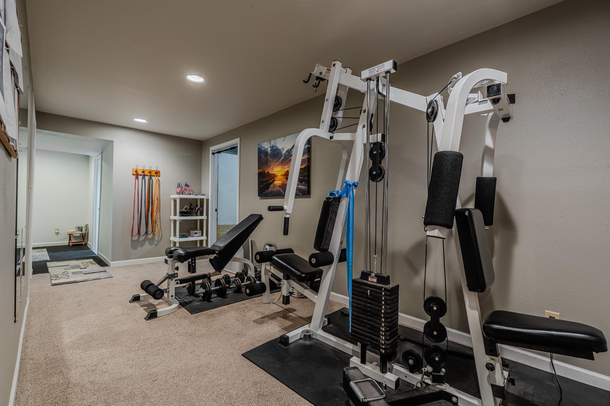 1990 single family home for sale at 1814 32nd Street S in Moorhead, MN — 6 bed, 4 bath (photo 50 of 71)
