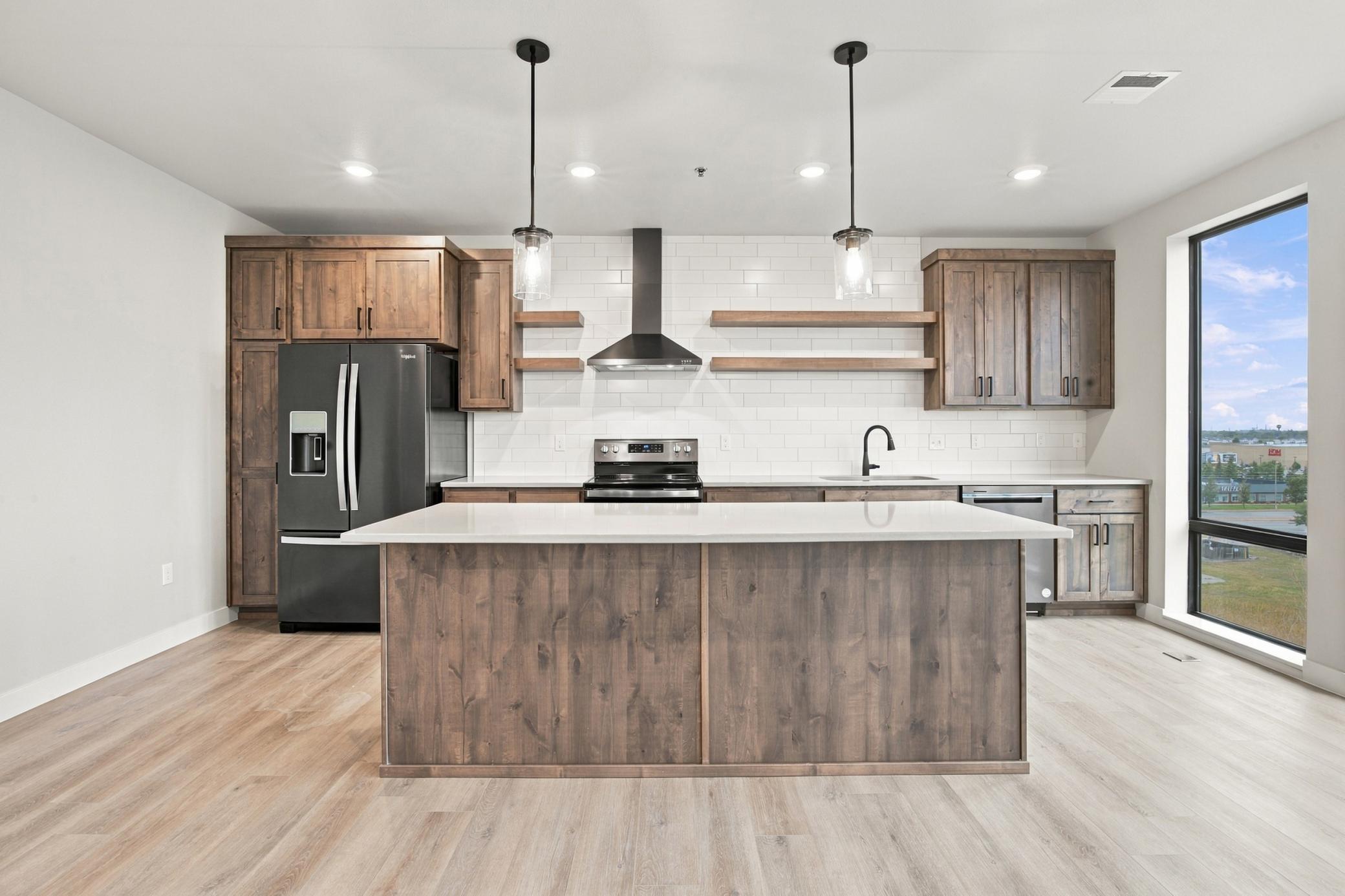 2024 condo for sale at 4470 24th Avenue S, Unit 606 in Fargo, ND — 2 bed, 2 bath (photo 6 of 21)