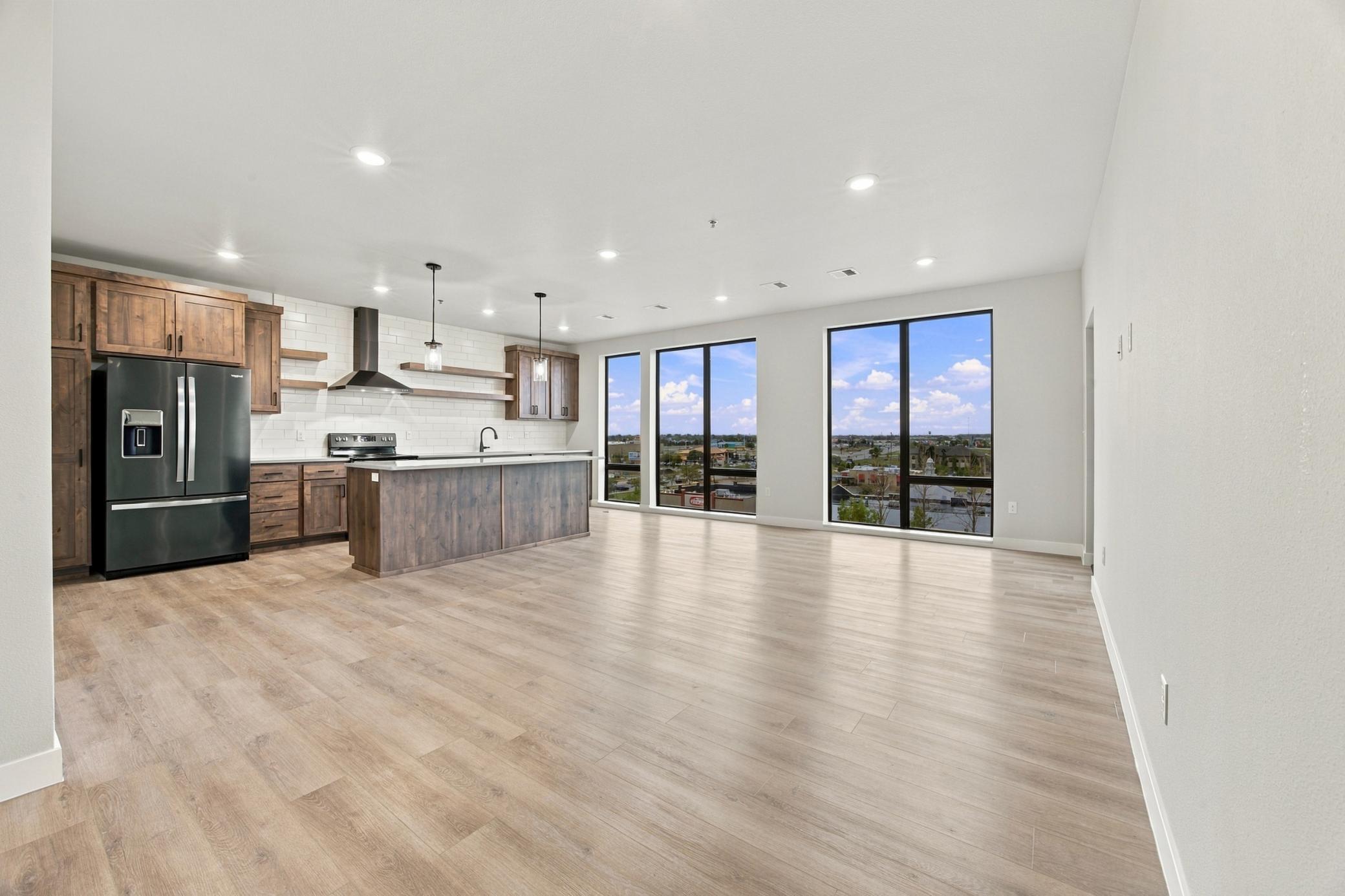 2024 condo for sale at 4470 24th Avenue S, Unit 606 in Fargo, ND — 2 bed, 2 bath (photo 8 of 21)