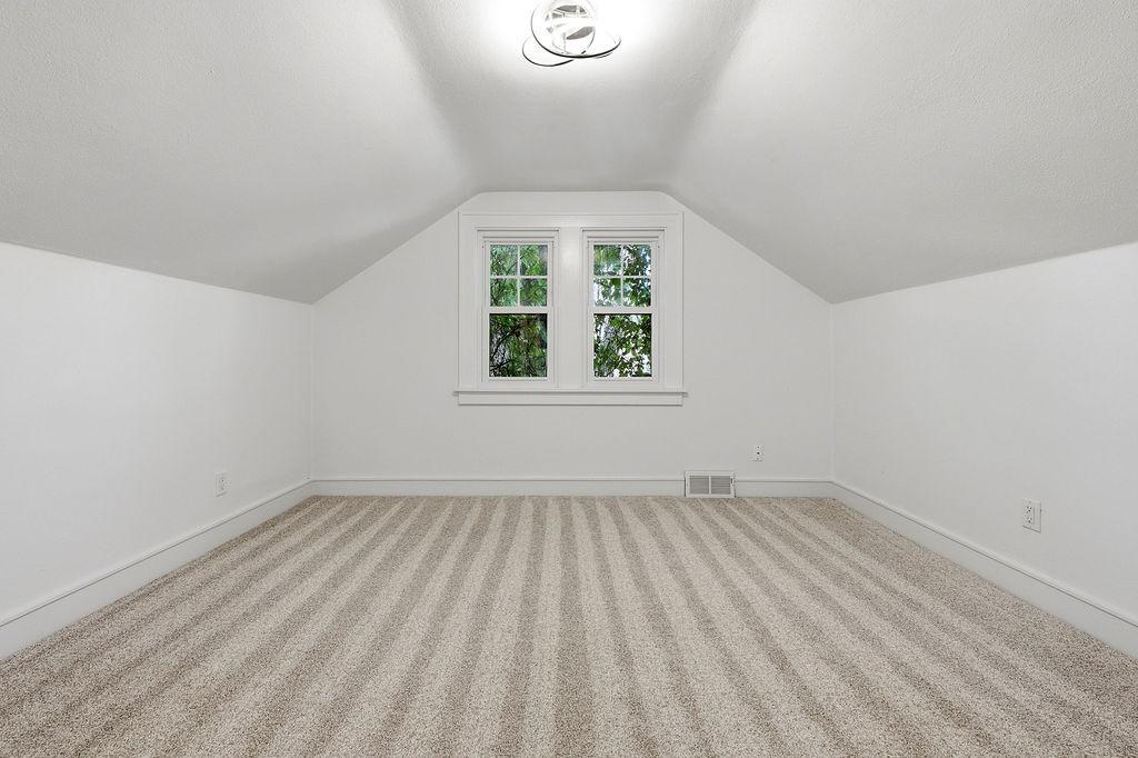 1931 single family home for sale at 1510 8th Street S in Fargo, ND — 4 bed, 3 bath (photo 30 of 53)