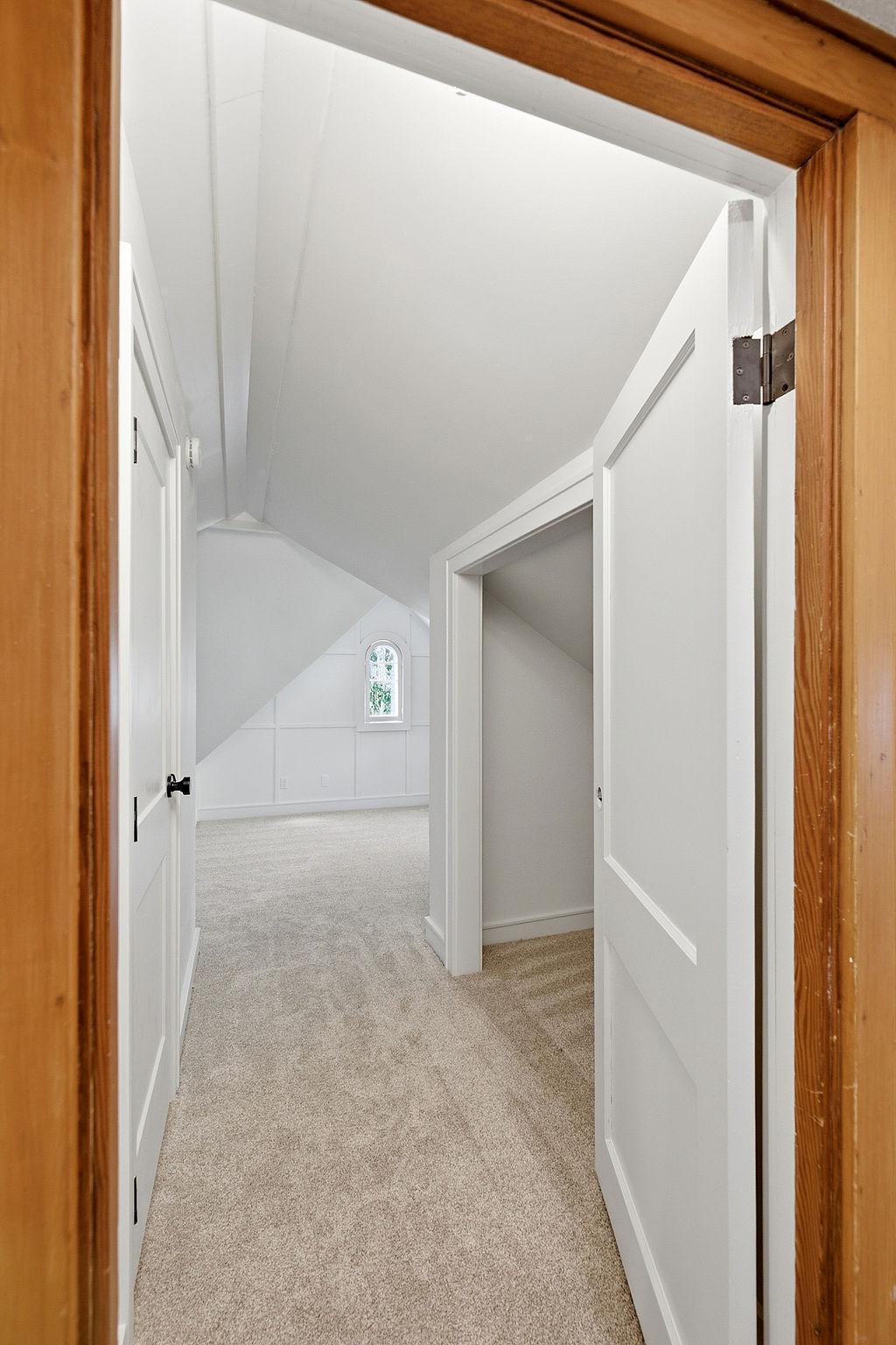 1931 single family home for sale at 1510 8th Street S in Fargo, ND — 4 bed, 3 bath (photo 32 of 53)