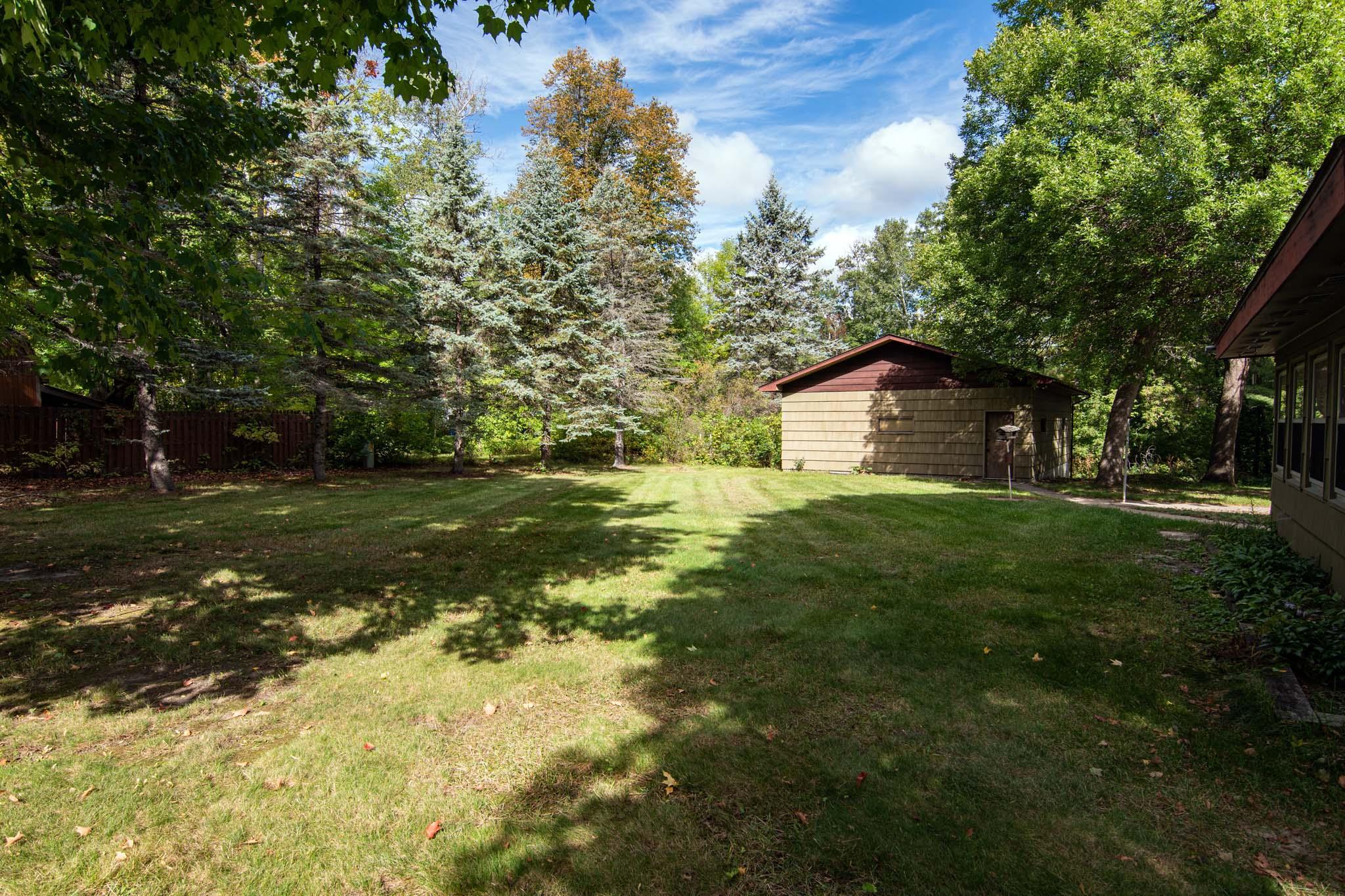 1956 single family home for sale at 1901 S Pokegama Avenue in Grand Rapids, MN — 3 bed, 2 bath (photo 36 of 53)