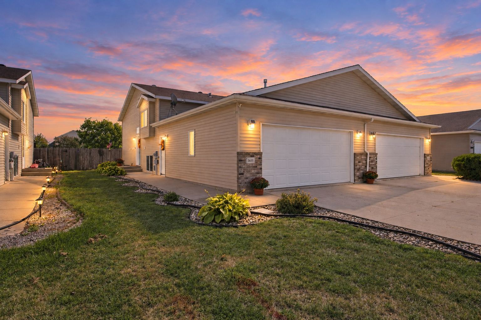 2005 twin home for sale at 3600 11th Street S in Moorhead, MN — 3 bed, 2 bath (photo 30 of 30)