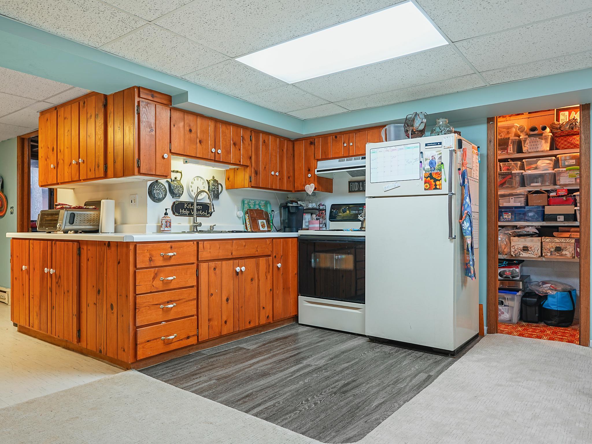 1977 single family home for sale at 40257 Aerovilla Rd in Perham, MN — 3 bed, 3 bath (photo 40 of 67)