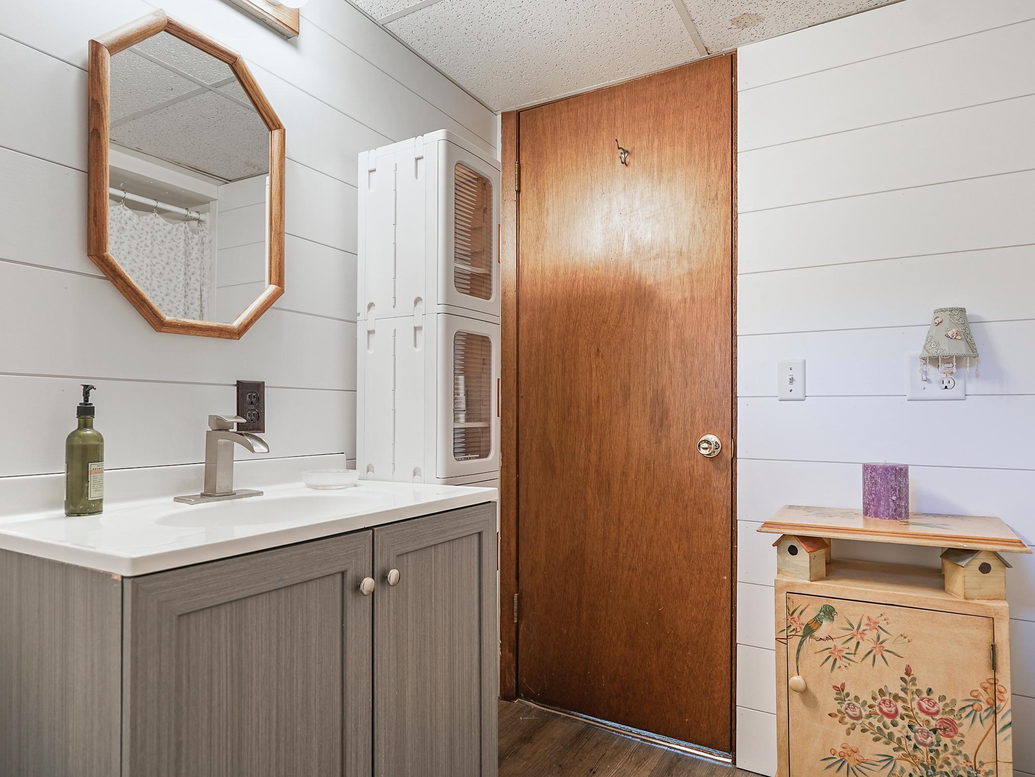 1977 single family home for sale at 40257 Aerovilla Rd in Perham, MN — 3 bed, 3 bath (photo 44 of 67)