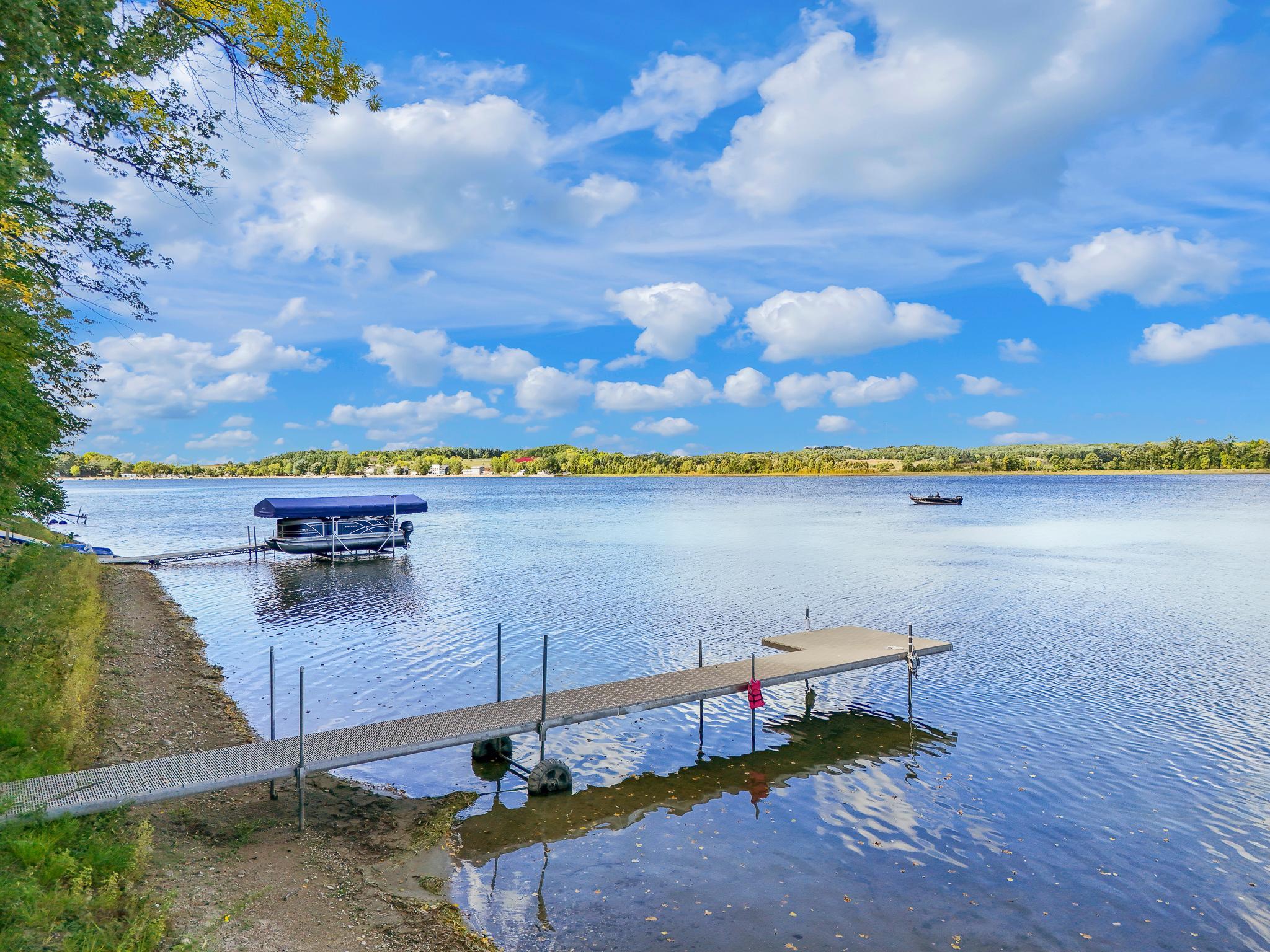 1977 single family home for sale at 40257 Aerovilla Rd in Perham, MN — 3 bed, 3 bath (photo 7 of 67)
