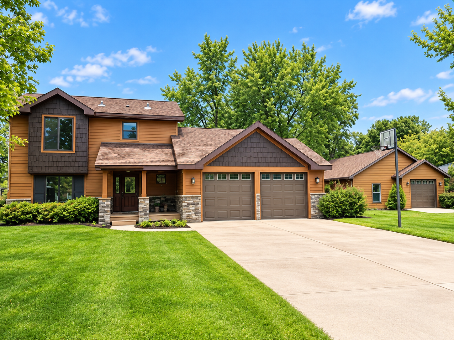 1987 single family home for sale at 399 Lund Street in New York Mills, MN — 4 bed, 3 bath