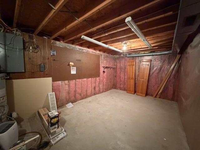 1987 single family home for sale at 399 Lund Street in New York Mills, MN — 4 bed, 3 bath (photo 26 of 41)