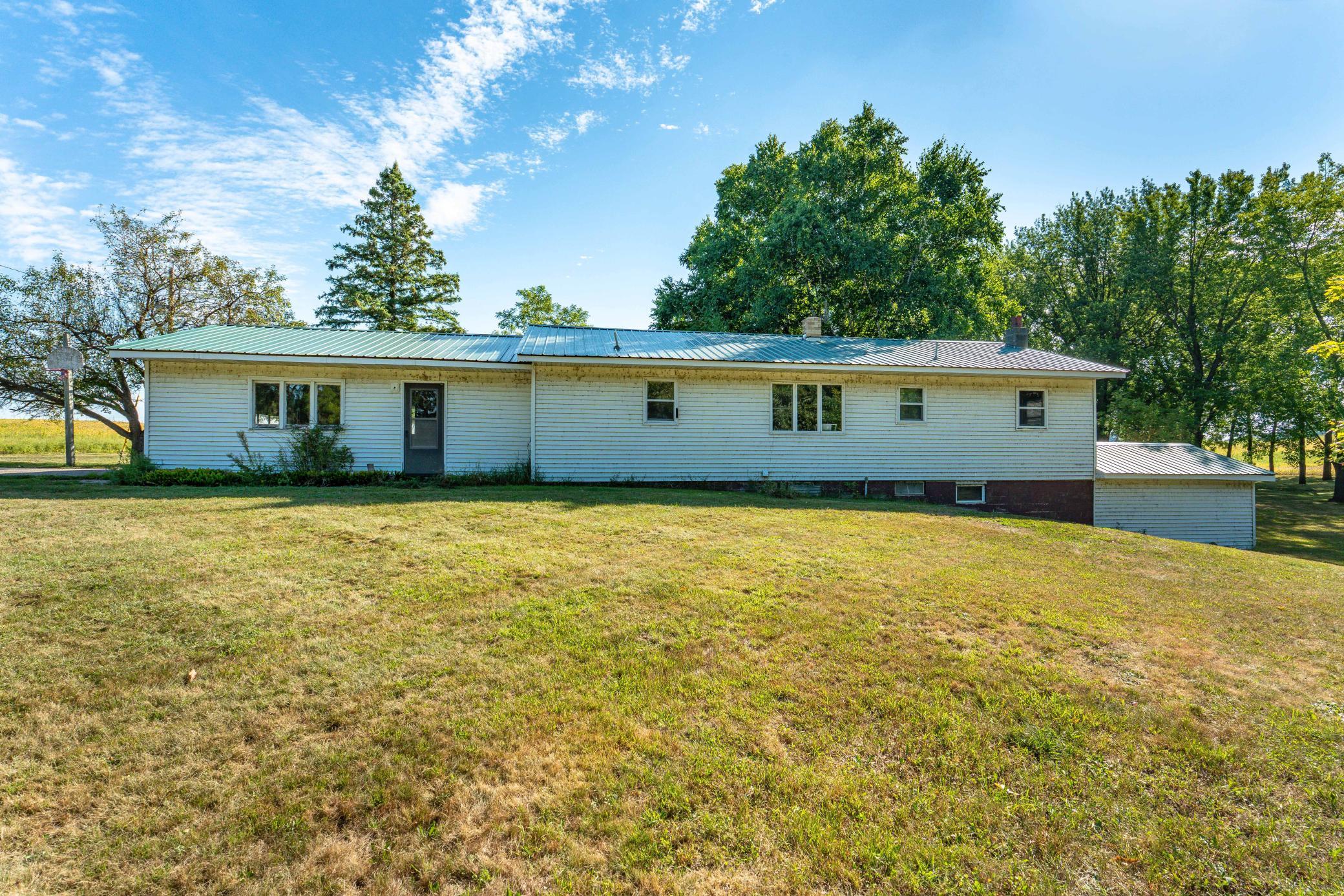 1972 single family home for sale at 13890 County Road 1 NW in Evansville, MN — 3 bed, 2 bath (photo 12 of 61)