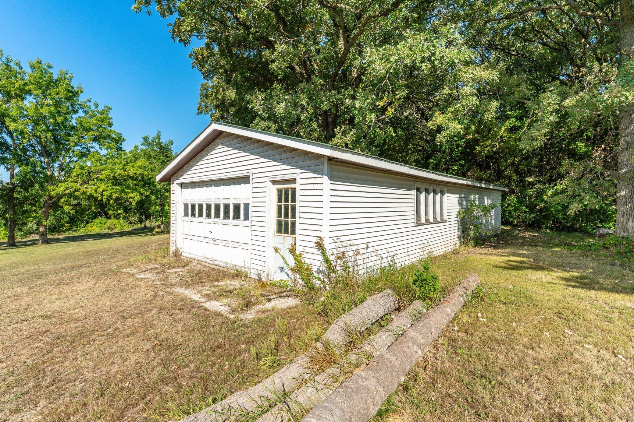 1972 single family home for sale at 13890 County Road 1 NW in Evansville, MN — 3 bed, 2 bath (photo 17 of 61)