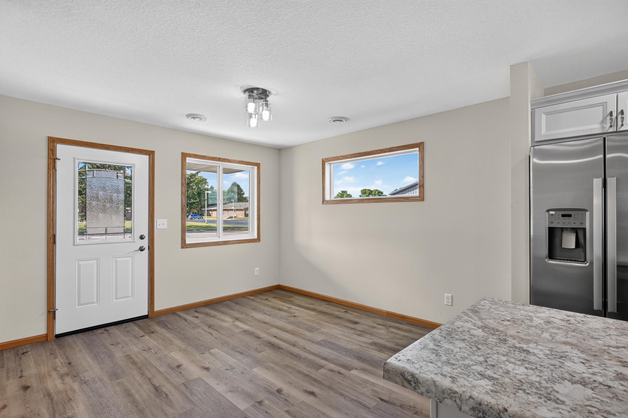 2025 townhouse for sale at 1501 Nokomis Street in Alexandria, MN — 2 bed, 2 bath (photo 13 of 29)