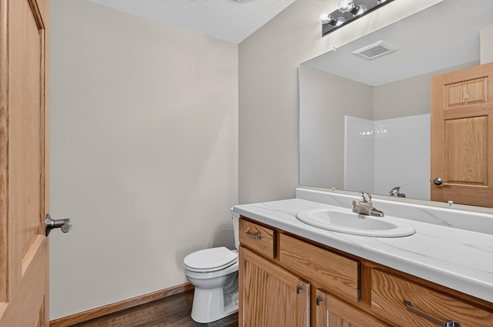 2025 townhouse for sale at 1503 Nokomis Street in Alexandria, MN — 2 bed, 2 bath (photo 12 of 17)