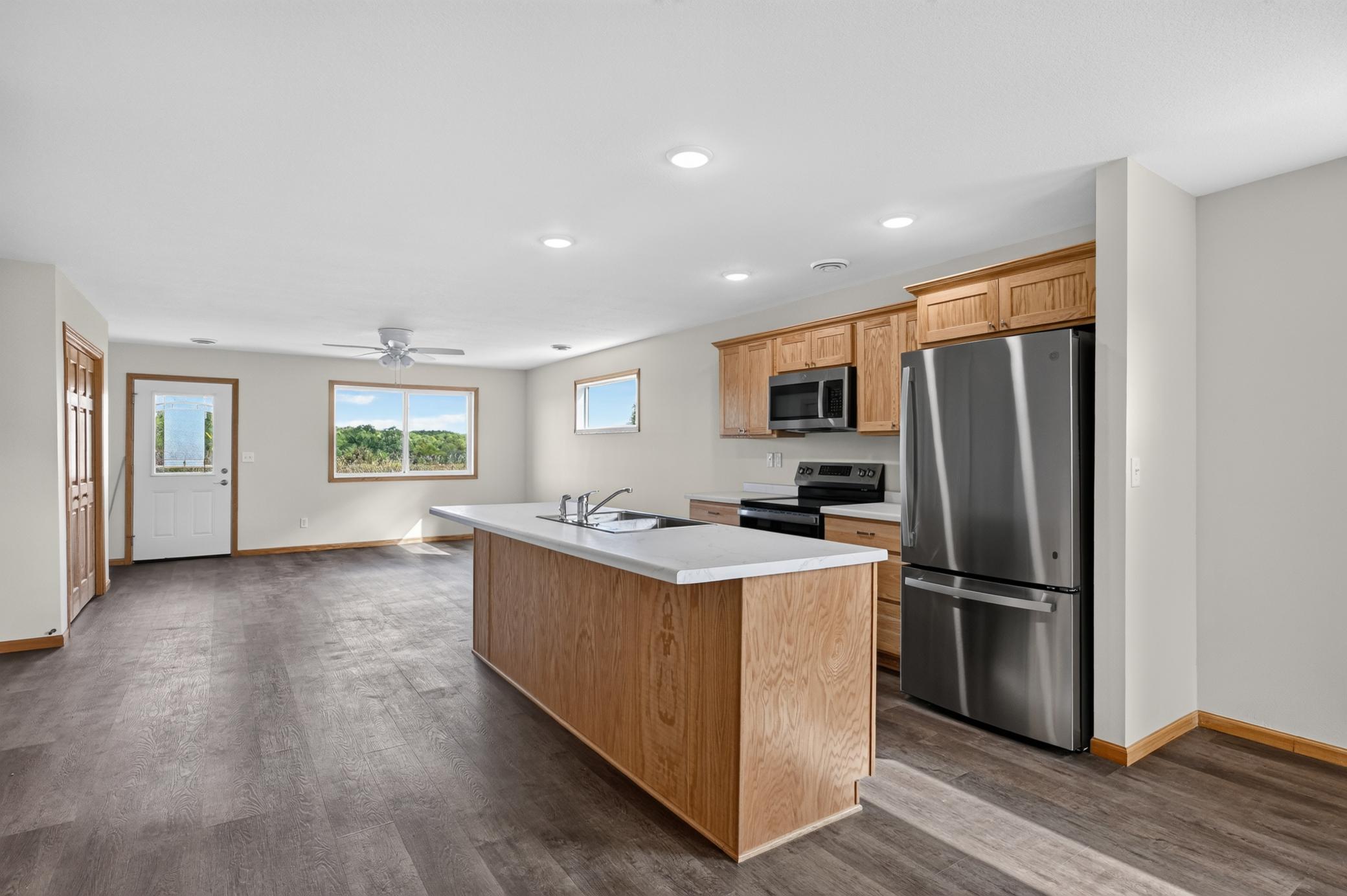 2025 townhouse for sale at 1503 Nokomis Street in Alexandria, MN — 2 bed, 2 bath (photo 6 of 17)