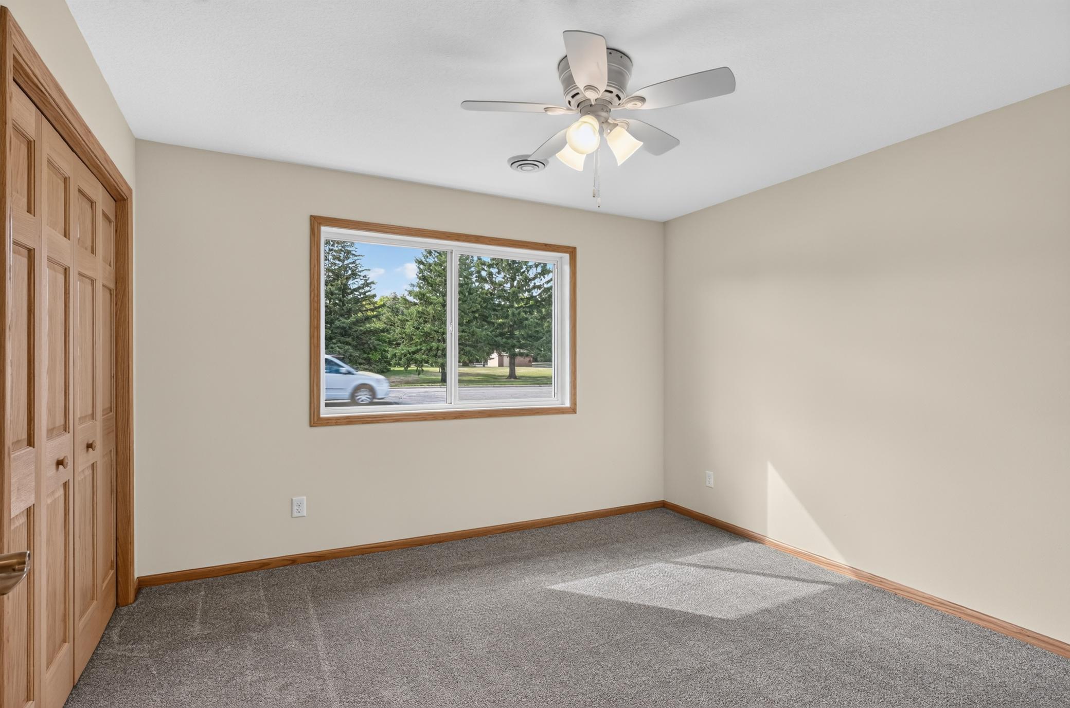 2025 townhouse for sale at 1503 Nokomis Street in Alexandria, MN — 2 bed, 2 bath (photo 8 of 17)