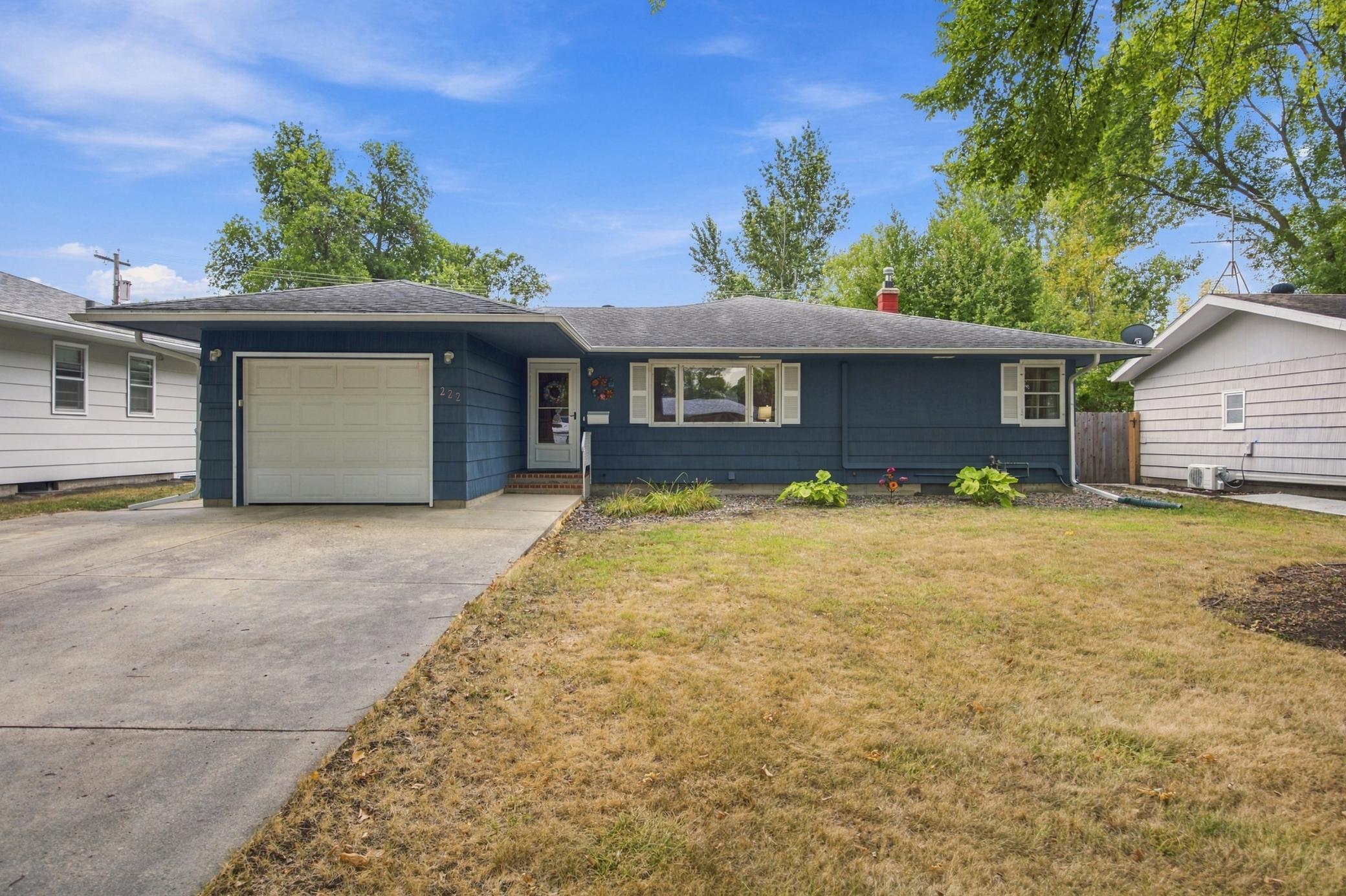 1957 single family home for sale at 222 26TH Avenue N in Fargo, ND — 3 bed, 2 bath