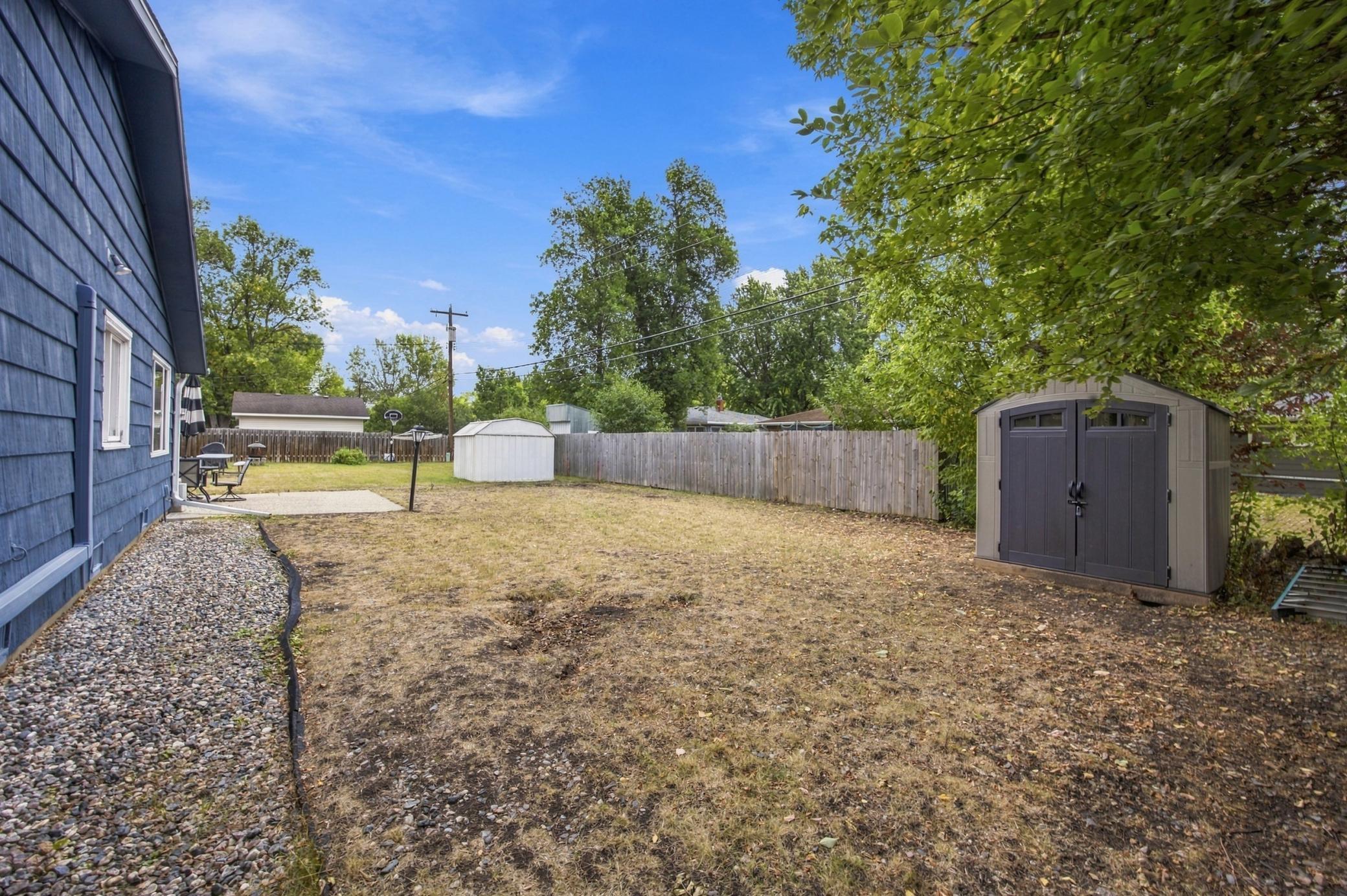 1957 single family home for sale at 222 26TH Avenue N in Fargo, ND — 3 bed, 2 bath (photo 28 of 28)