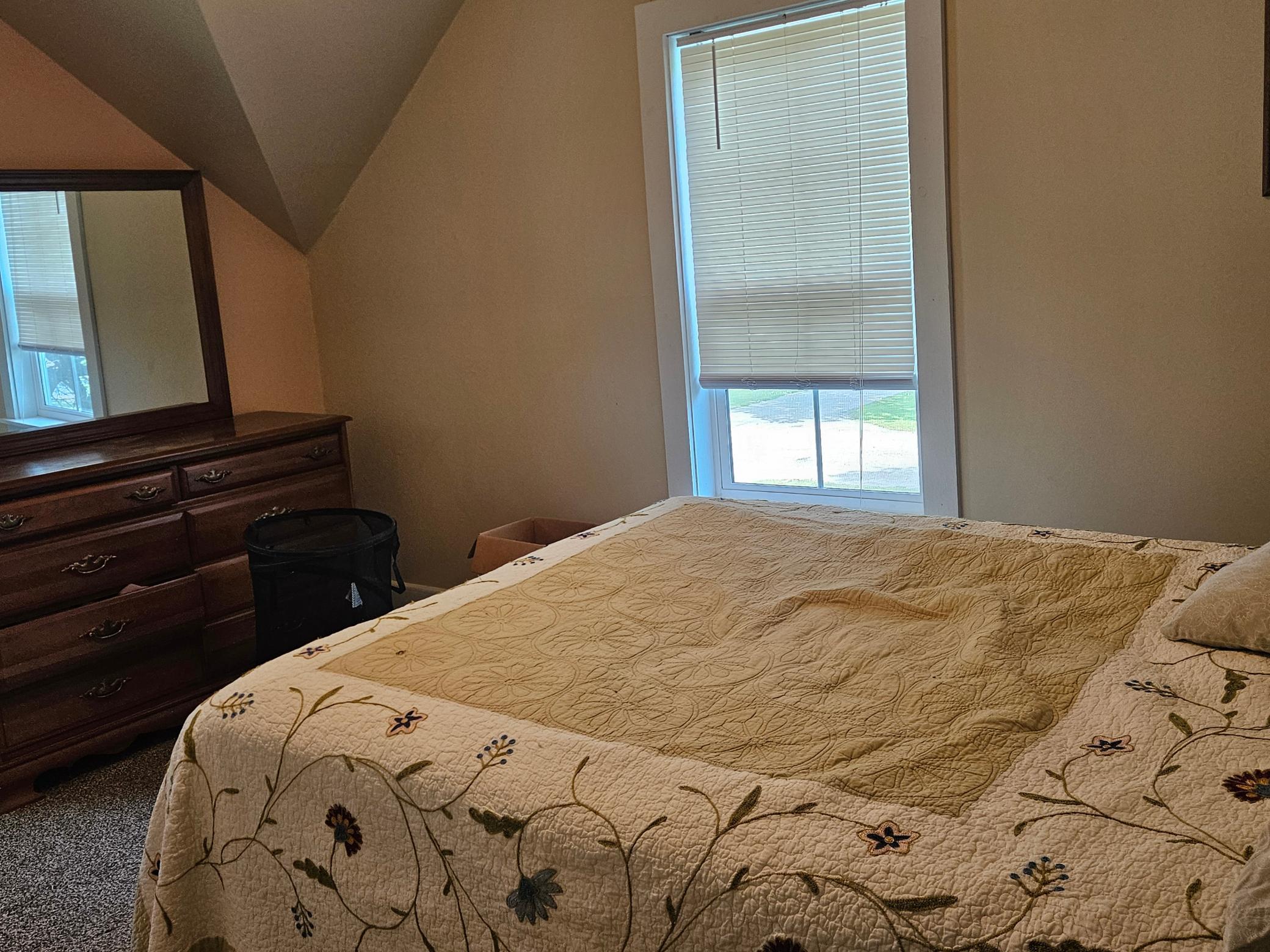 1910 single family home for sale at 400 S 3rd Street in Fairmount, ND — 3 bed, 2 bath (photo 10 of 16)