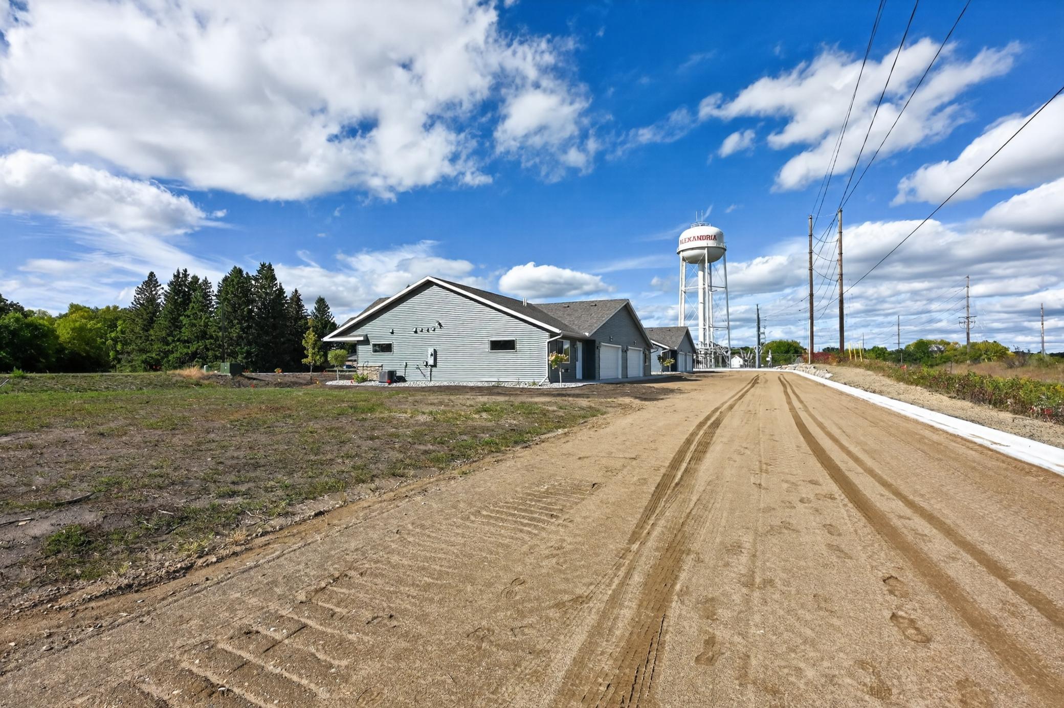 2025 townhouse for sale at 1507 Nokomis Street in Alexandria, MN — 2 bed, 2 bath (photo 20 of 20)