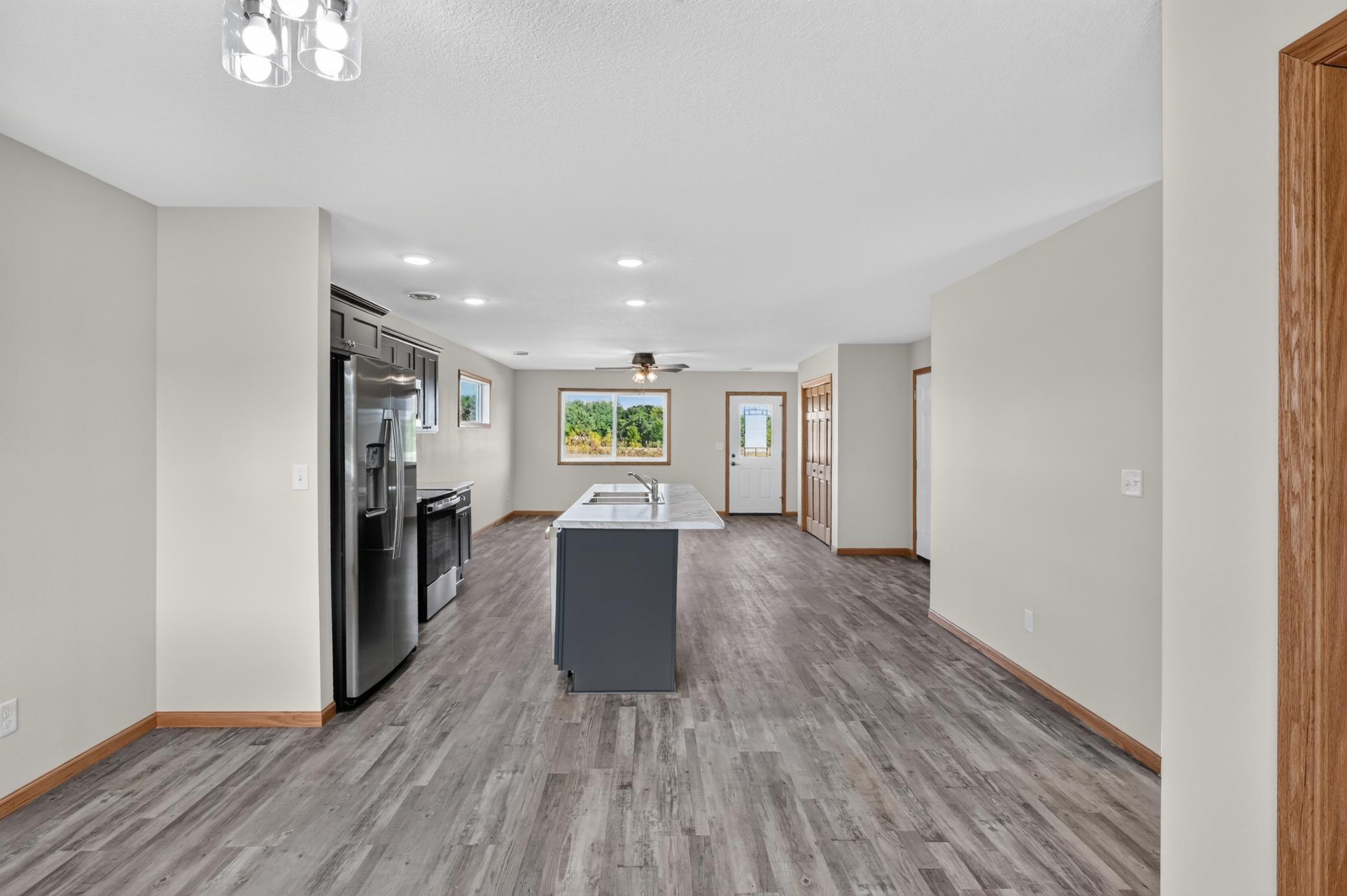 2025 townhouse for sale at 1507 Nokomis Street in Alexandria, MN — 2 bed, 2 bath (photo 5 of 20)