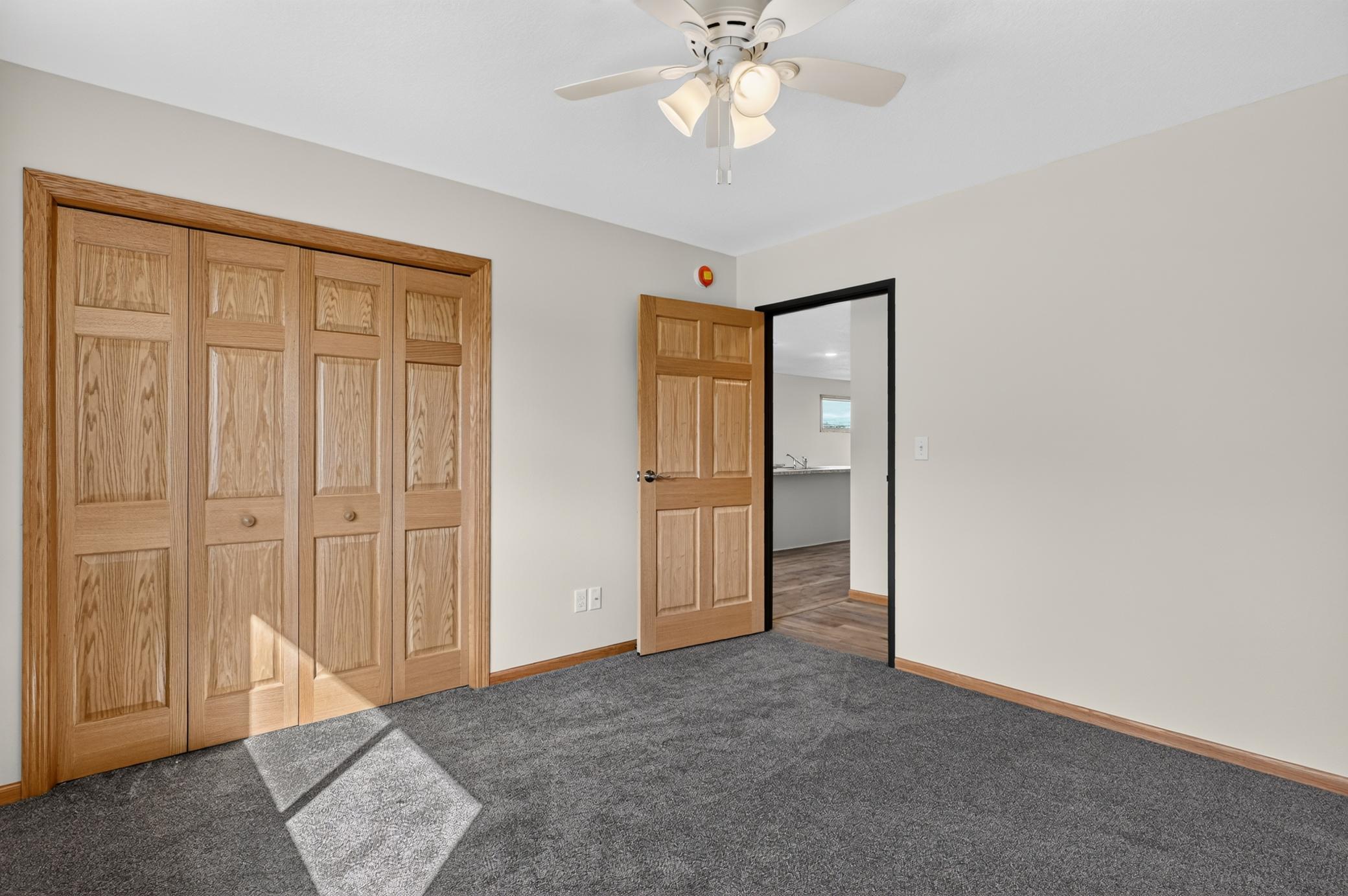 2025 townhouse for sale at 1507 Nokomis Street in Alexandria, MN — 2 bed, 2 bath (photo 9 of 20)