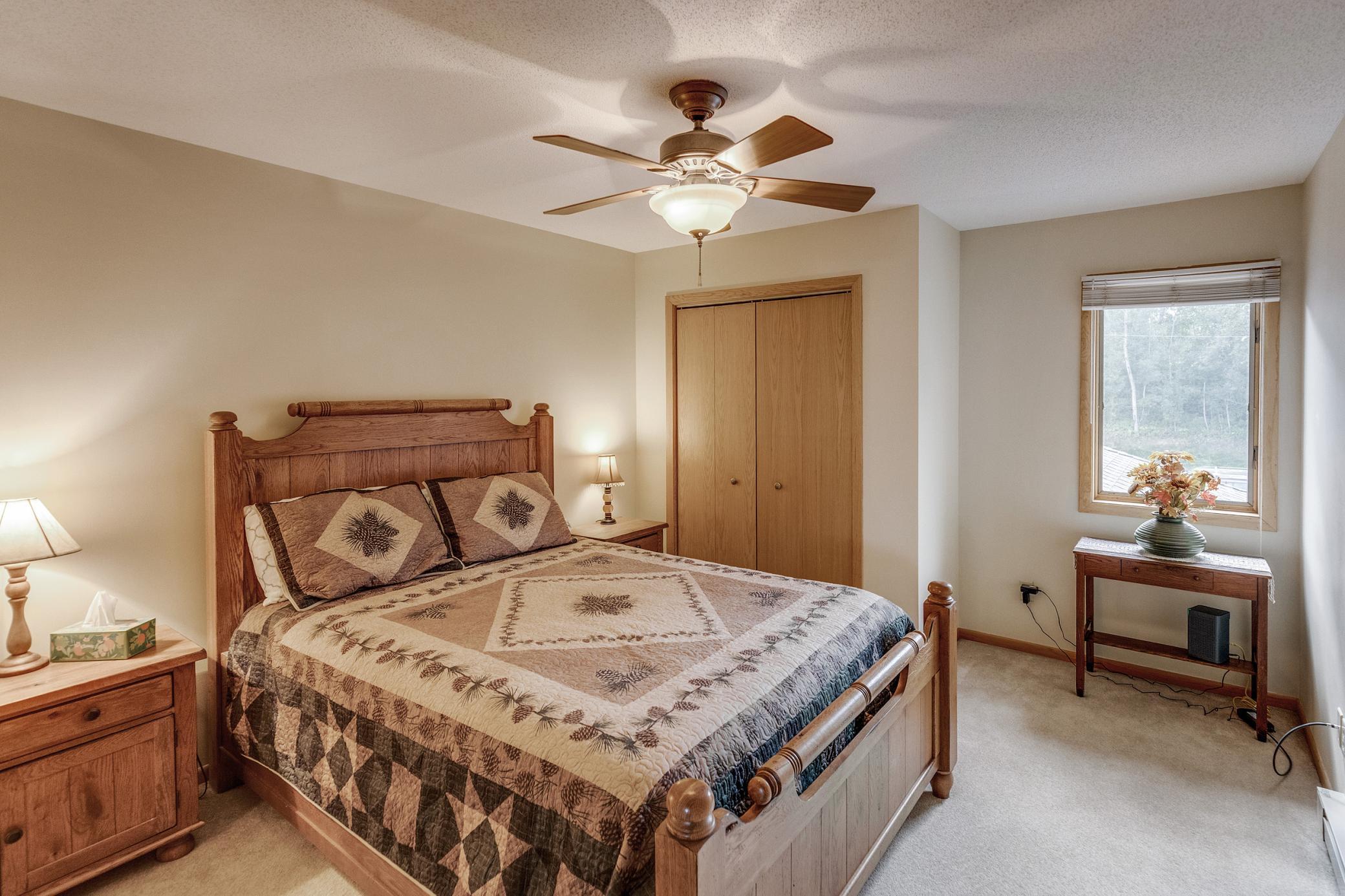 1988 townhouse for sale at 936 Railroad Avenue W in Walker, MN — 2 bed, 3 bath (photo 12 of 33)