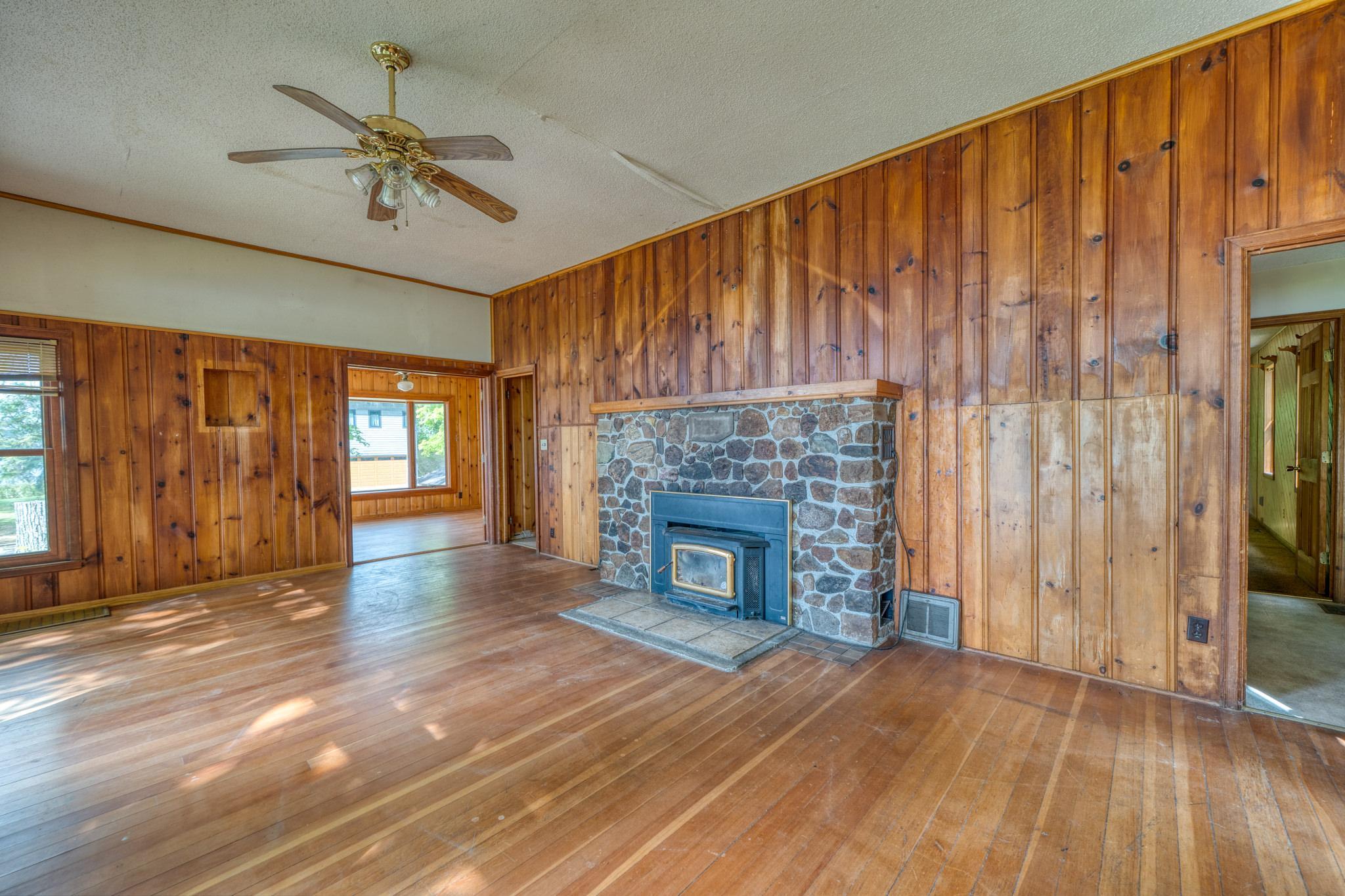 1960 single family home for sale at 34351 Sipe Road in Grand Rapids, MN — 3 bed, 3 bath (photo 3 of 42)