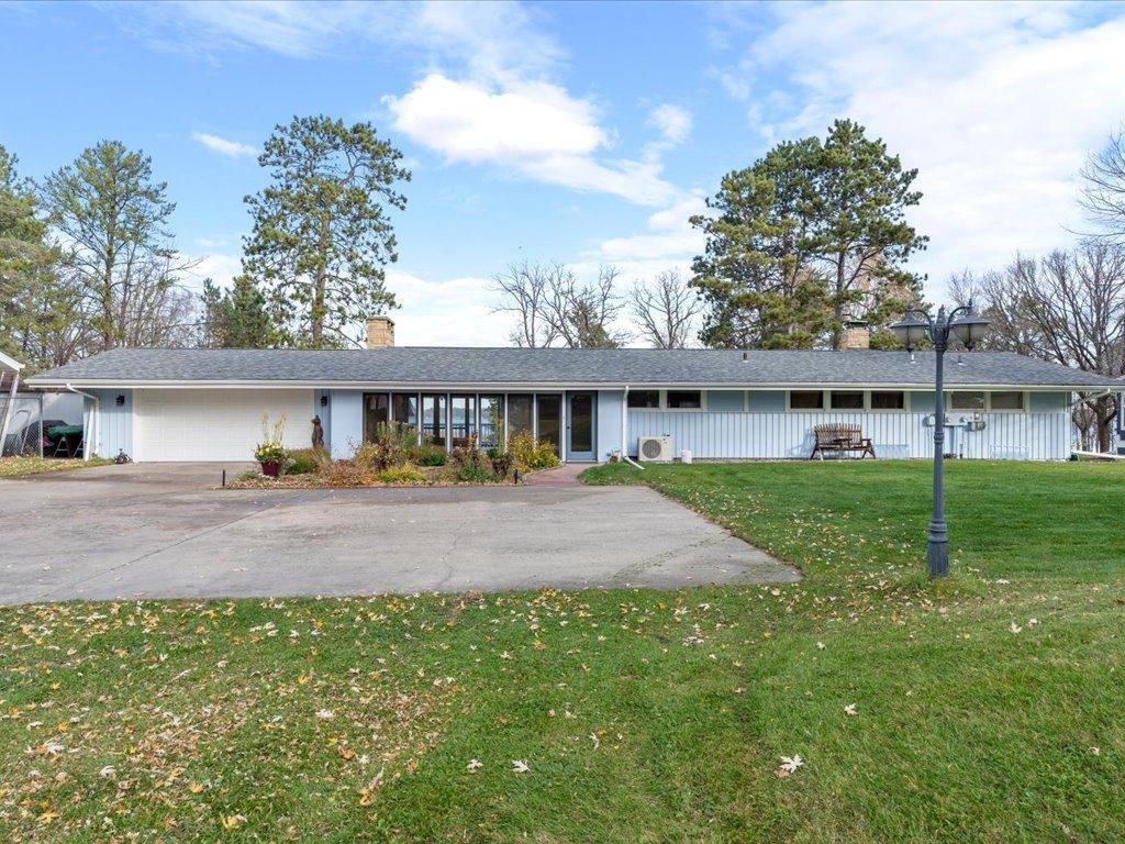 1957 single family home for sale at 14176 Eagle Pointe Drive in Park Rapids, MN — 3 bed, 3 bath (photo 6 of 50)