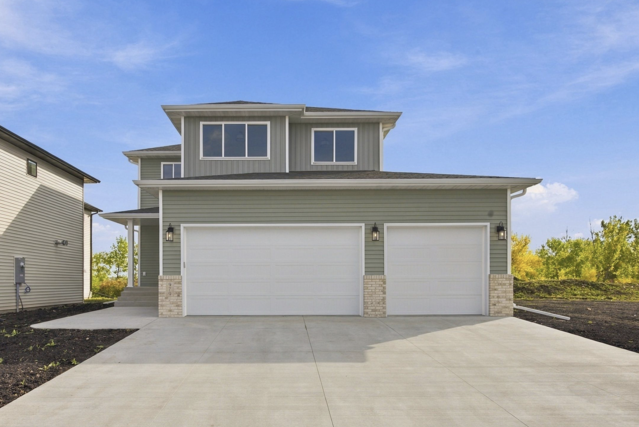 979 61st Avenue W, West Fargo, ND 58078 Open House