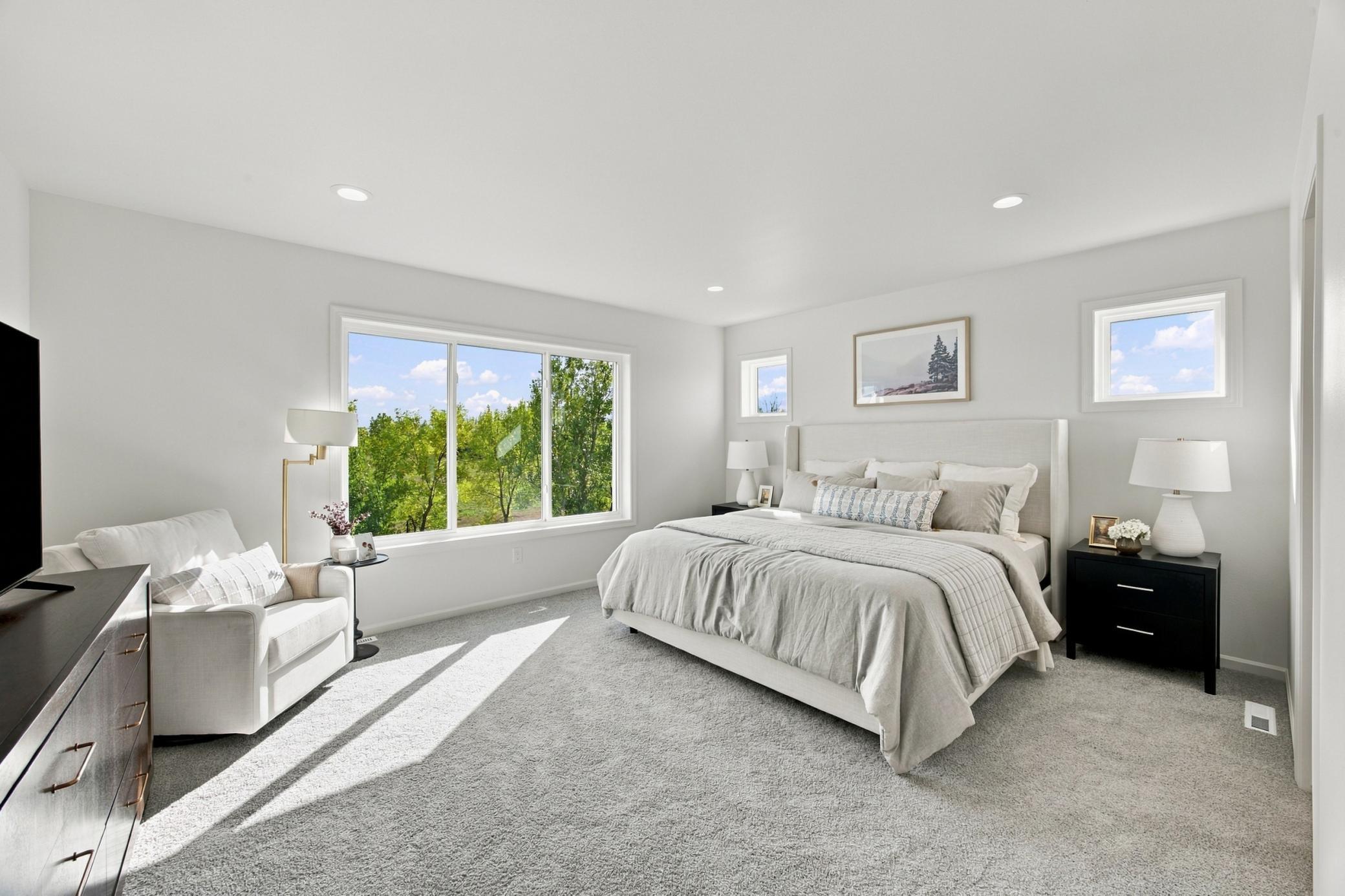 2026 single family home for sale at 979 61st Avenue W in West Fargo, ND — 3 bed, 3 bath (photo 18 of 37)