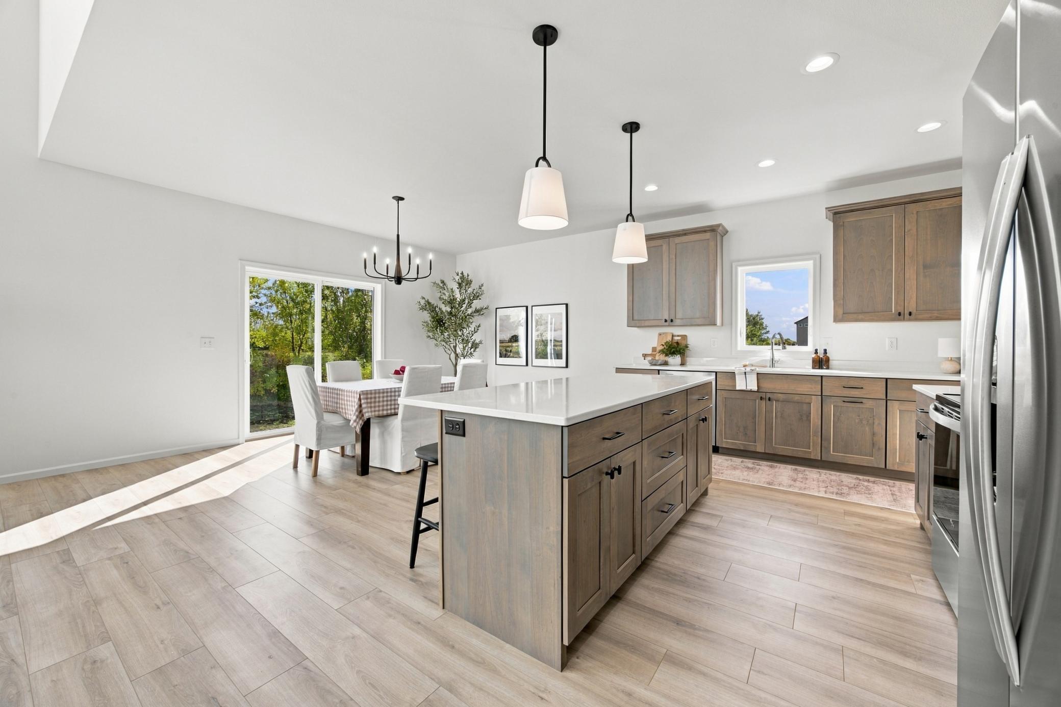 2026 single family home for sale at 979 61st Avenue W in West Fargo, ND — 3 bed, 3 bath (photo 9 of 37)