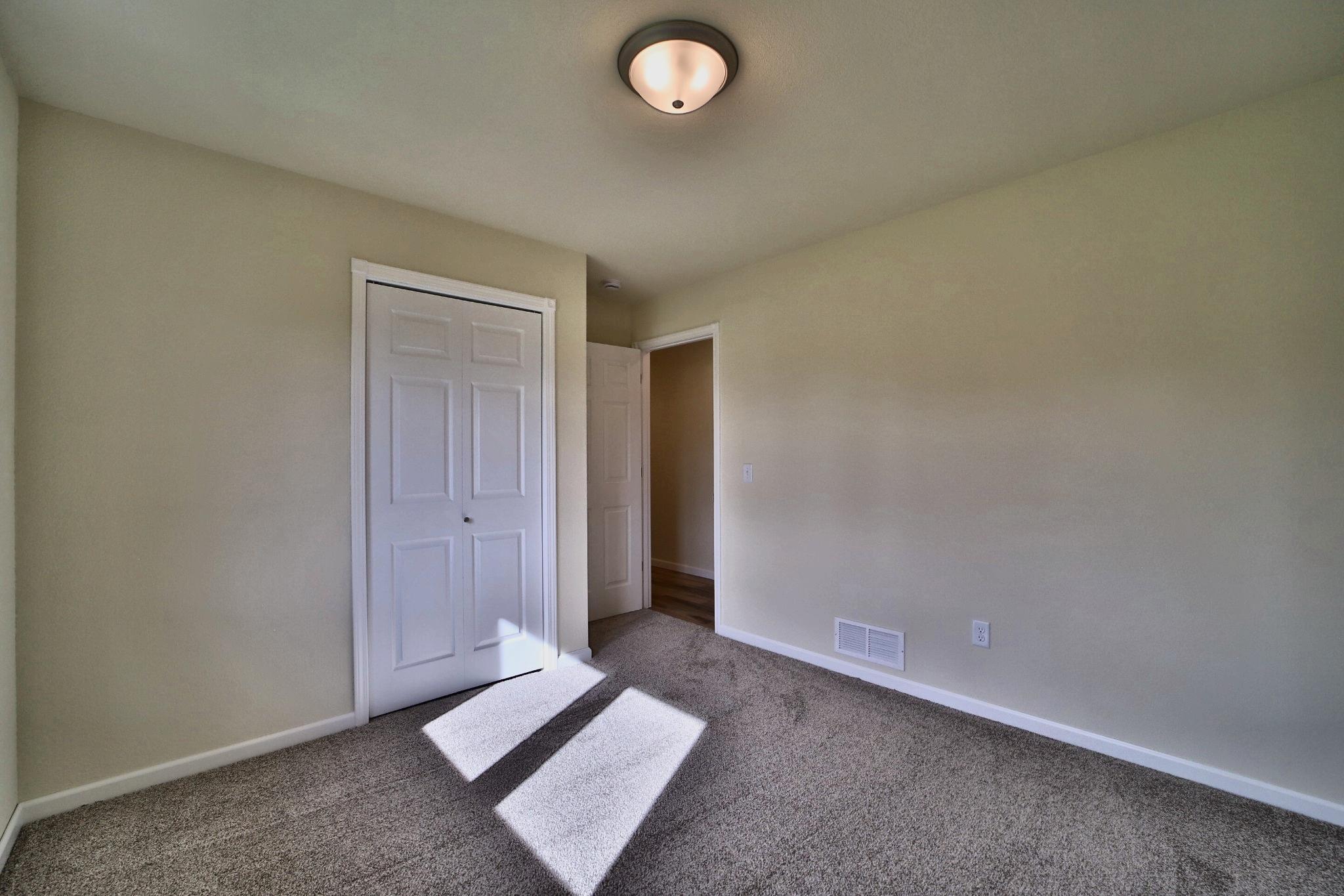 2026 single family home for sale at 11946 Joneswood Circle in Baxter, MN — 3 bed, 2 bath (photo 12 of 25)