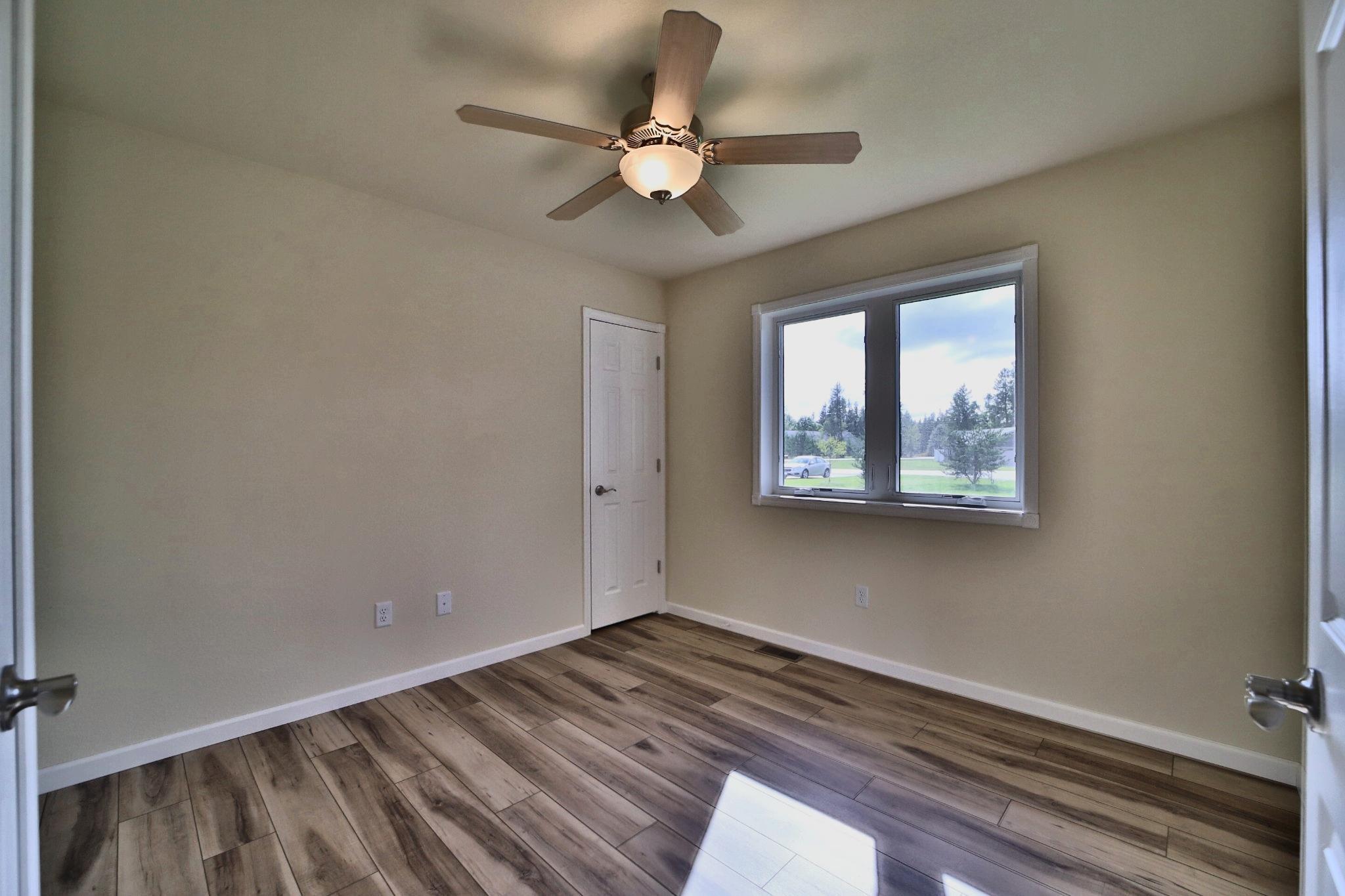 2026 single family home for sale at 11946 Joneswood Circle in Baxter, MN — 3 bed, 2 bath (photo 15 of 25)