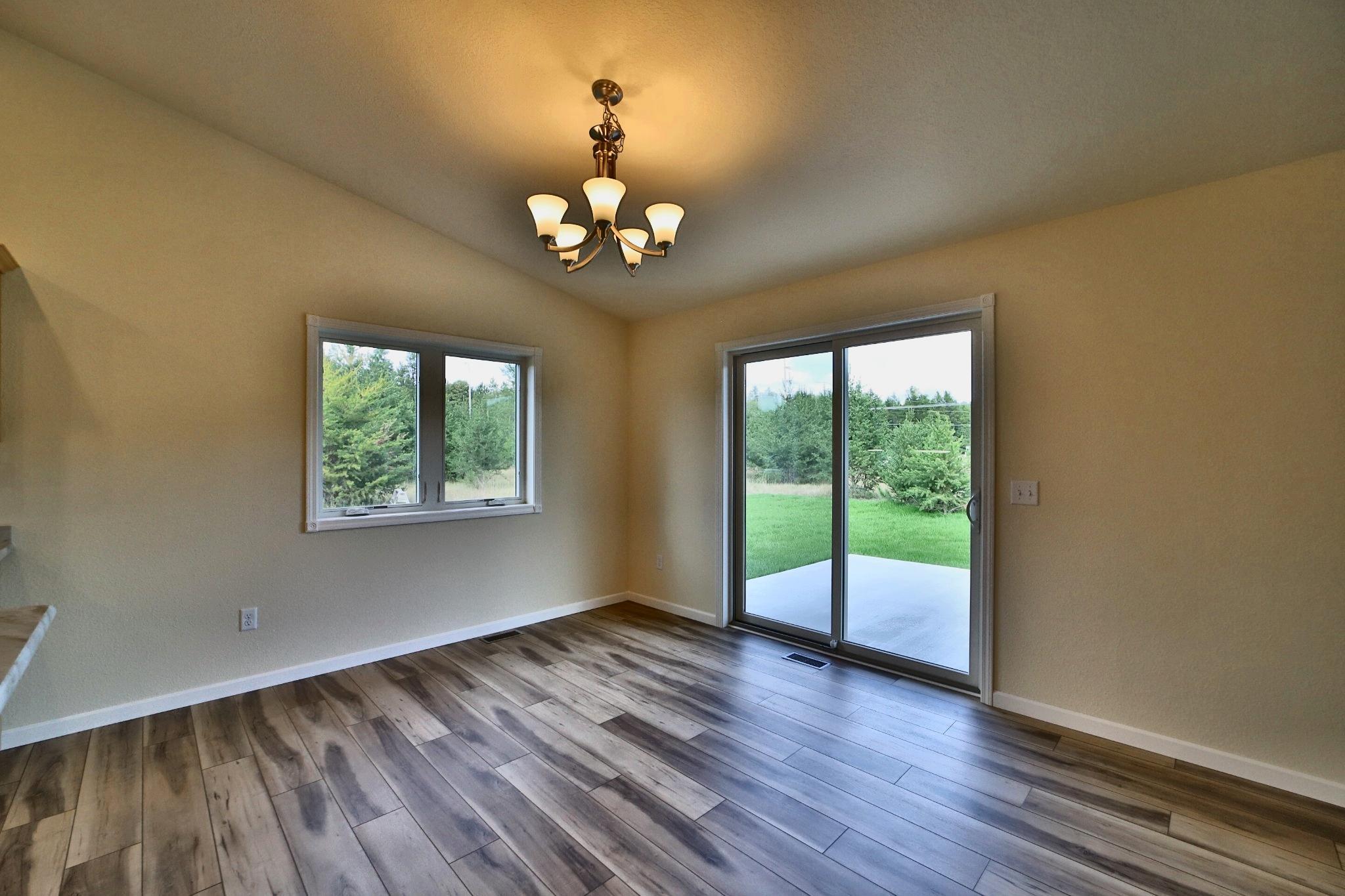 2026 single family home for sale at 11946 Joneswood Circle in Baxter, MN — 3 bed, 2 bath (photo 7 of 25)
