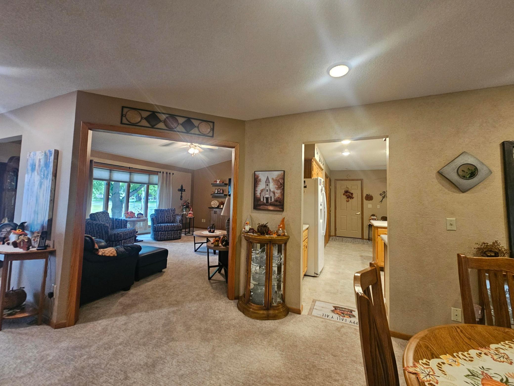 1995 single family home for sale at 1409 6th Avenue N in Wahpeton, ND — 4 bed, 3 bath (photo 11 of 32)