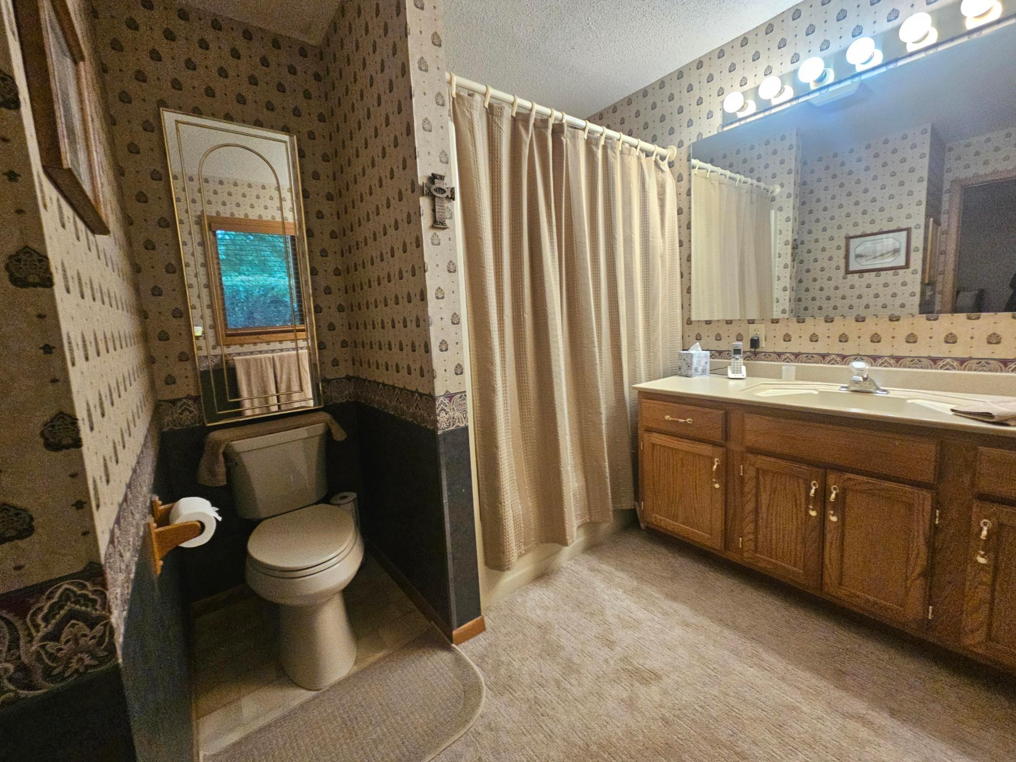 1995 single family home for sale at 1409 6th Avenue N in Wahpeton, ND — 4 bed, 3 bath (photo 16 of 32)