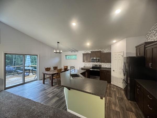 2018 single family home for sale at 8609 Sugarberry Creek in Brainerd, MN — 4 bed, 3 bath (photo 5 of 12)