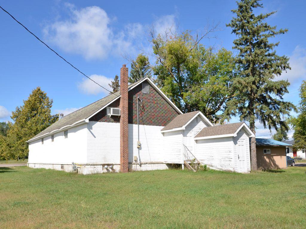 1950 single family home for sale at 602 Main Avenue S in Park Rapids, MN — 0 bed, 2 bath (photo 3 of 22)