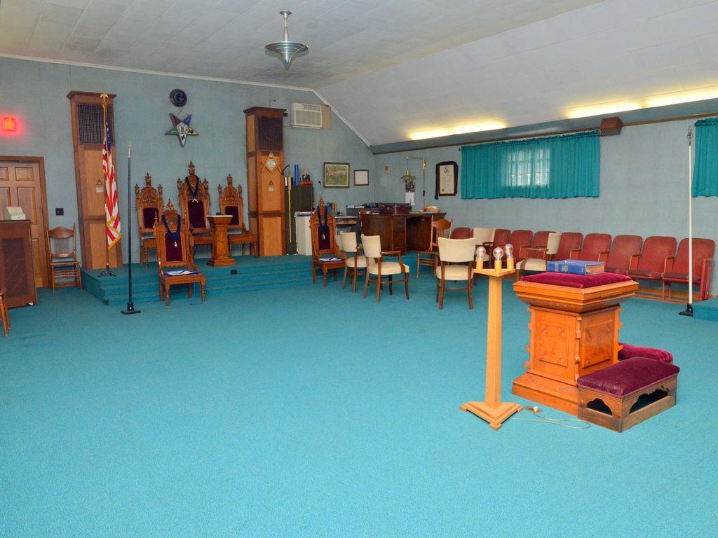 1950 single family home for sale at 602 Main Avenue S in Park Rapids, MN — 0 bed, 2 bath (photo 7 of 22)