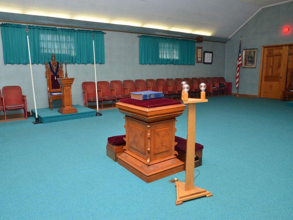 1950 single family home for sale at 602 Main Avenue S in Park Rapids, MN — 0 bed, 2 bath (photo 9 of 22)