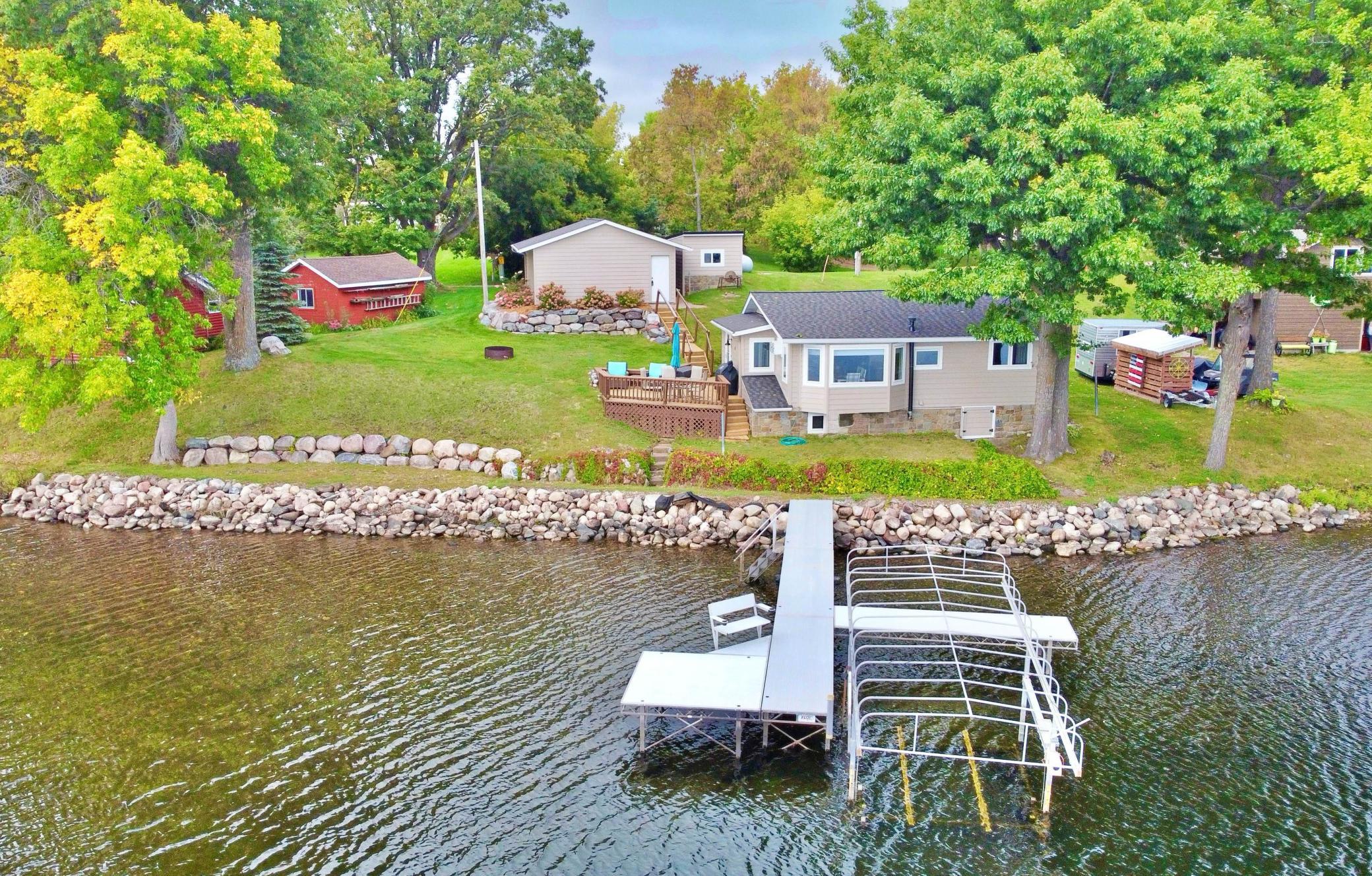 1940 single family home for sale at 29546 436th Place in Aitkin, MN — 2 bed, 1 bath (photo 2 of 49)