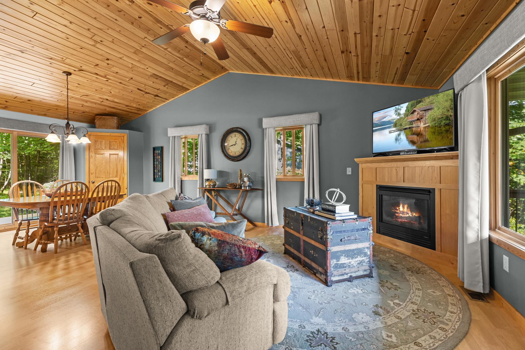 2005 single family home for sale at 29757 Red Pine Drive in Breezy Point, MN — 4 bed, 3 bath (photo 8 of 53)